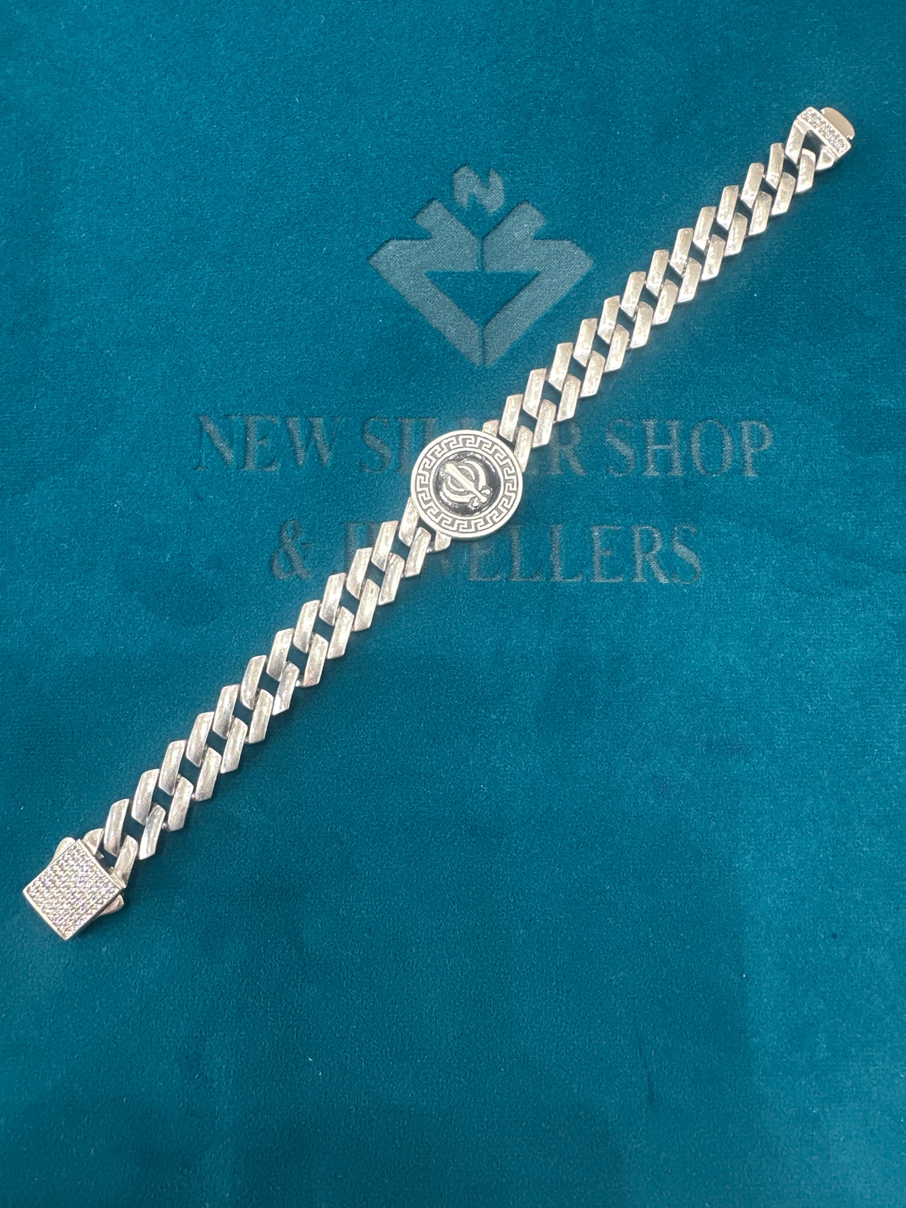 Men’s Designer Silver Bracelet (11mm)