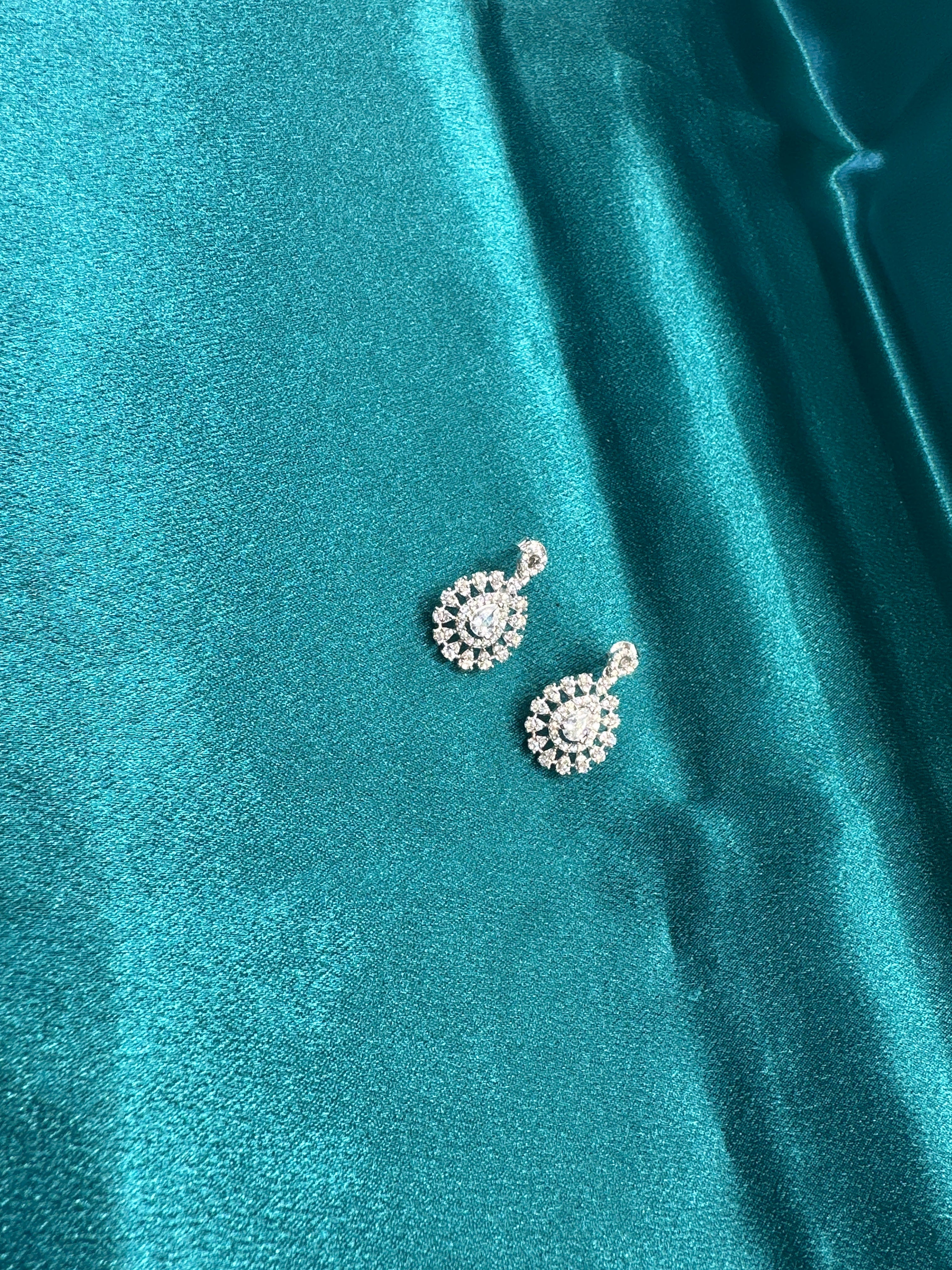 Women’s Fancy Silver pendant set