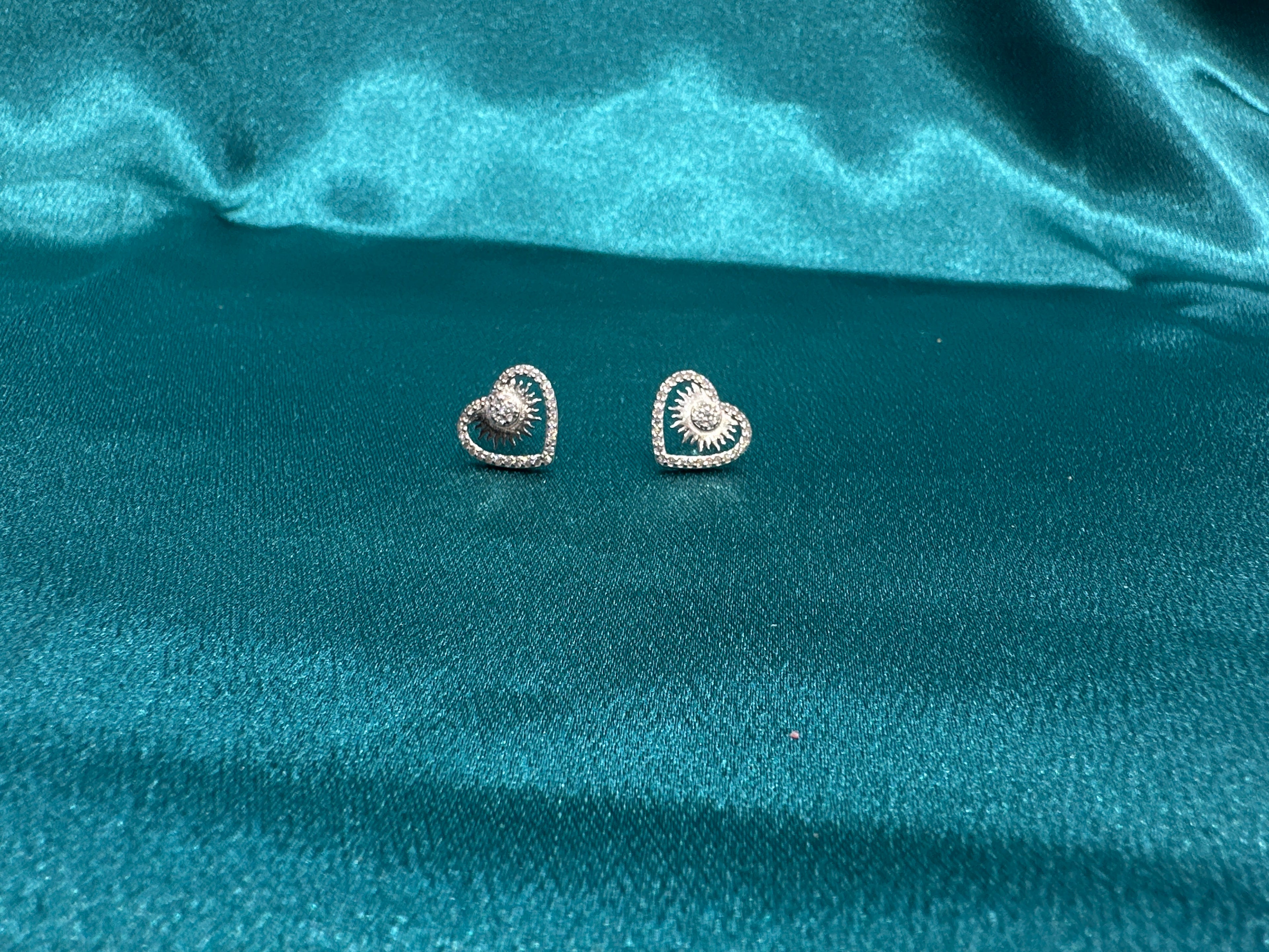 Women’s Fancy Silver pendant set