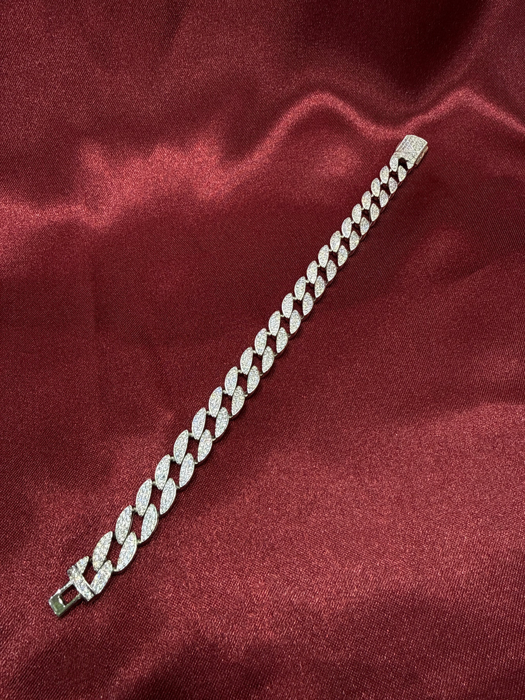 Men’s iced out silver 925 bracelet w/ CZ diamonds (10mm)