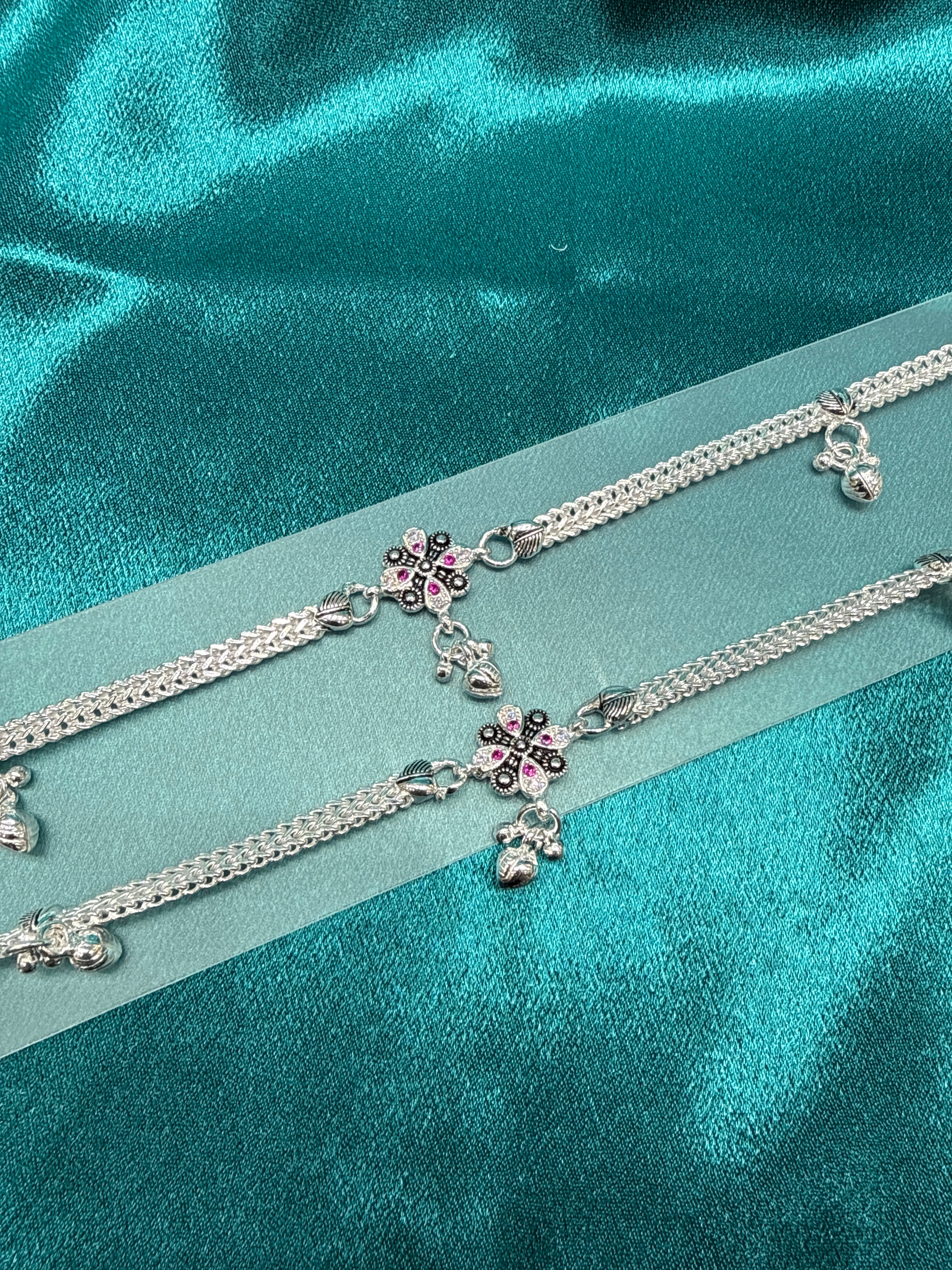 Women’s Fancy/Traditional Silver Anklet