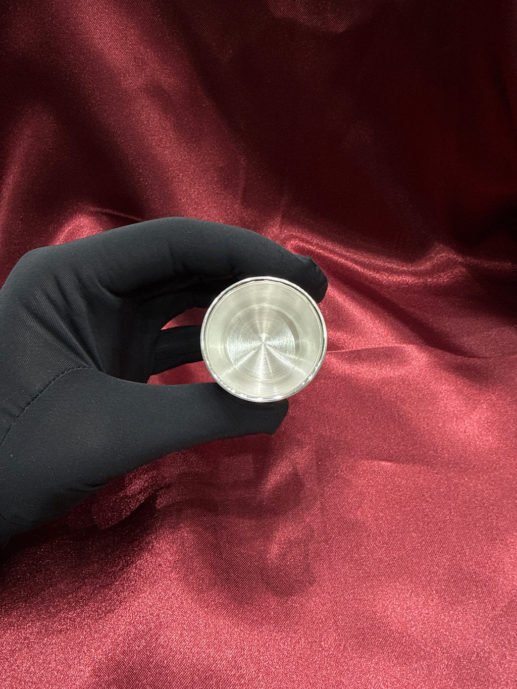 Light weight plain silver glass