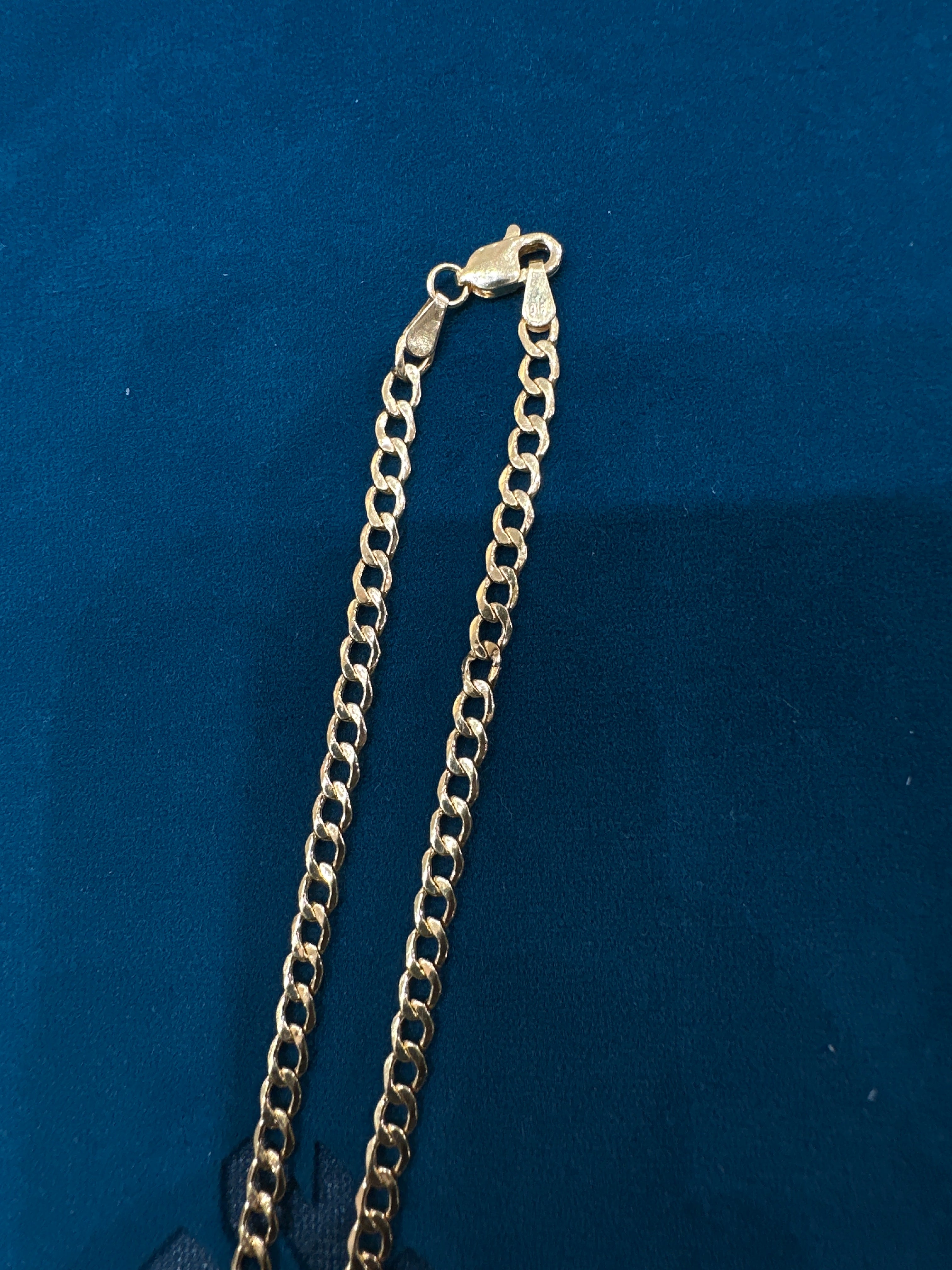 22K Gold Chain (cubin design)