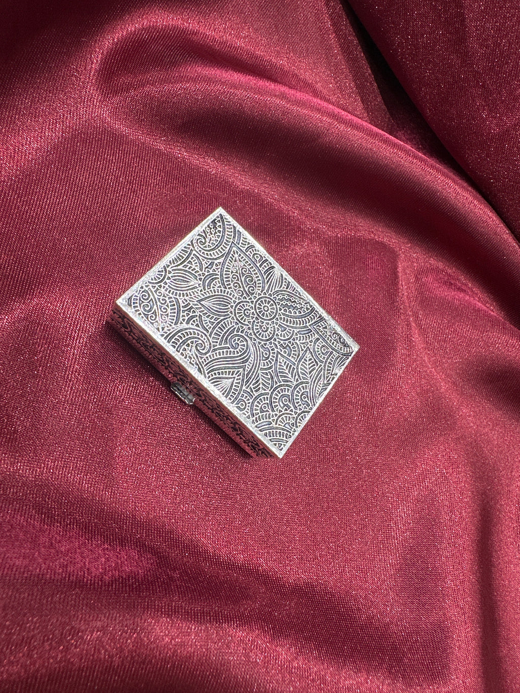 Silver designer box (medium)