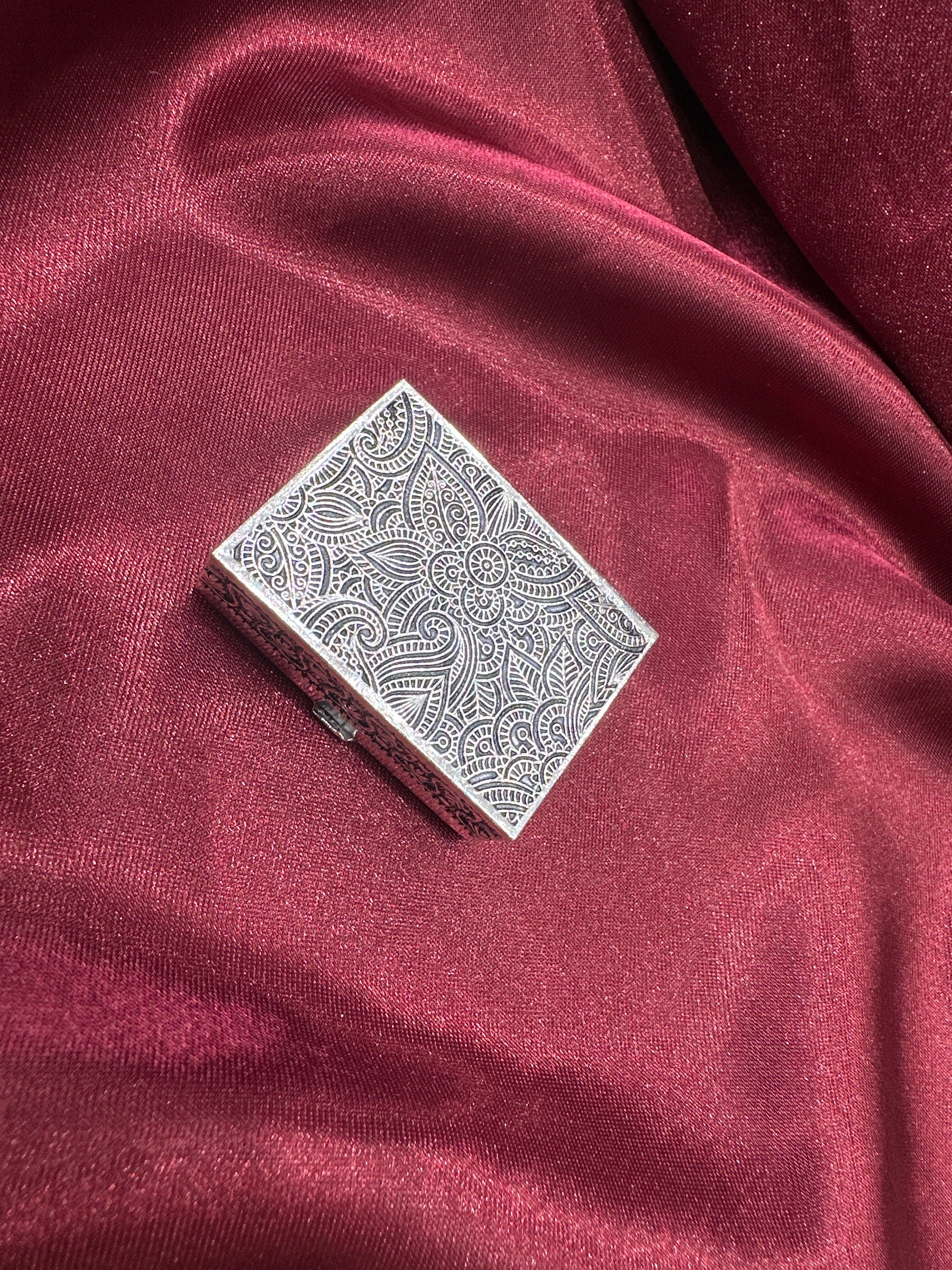 Silver designer box (medium)