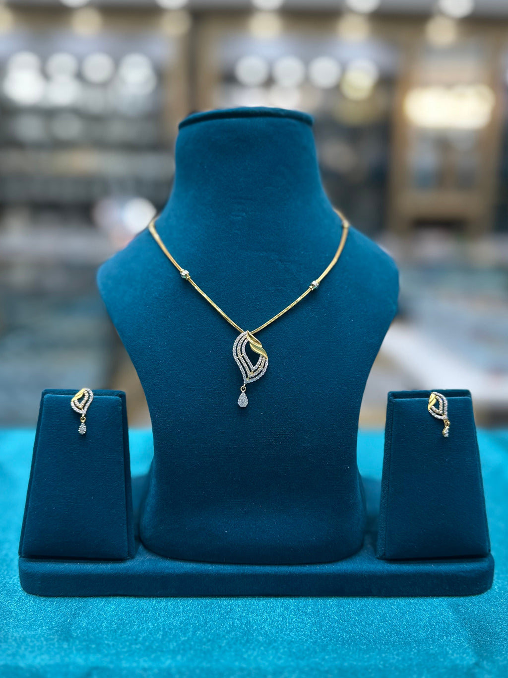 22k Gold Designer Necklace