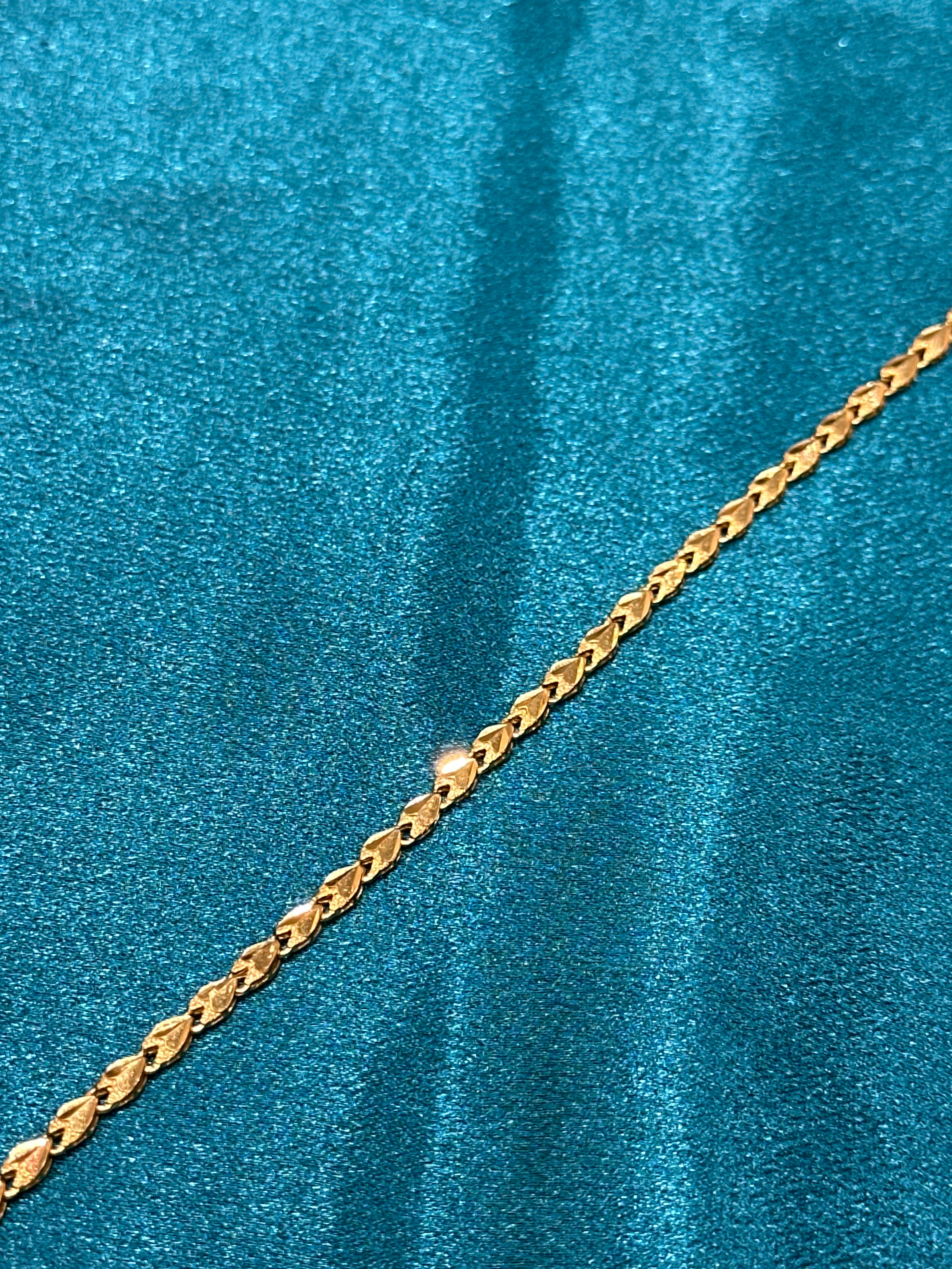 22K Gold Bracelet With Designer Link Design