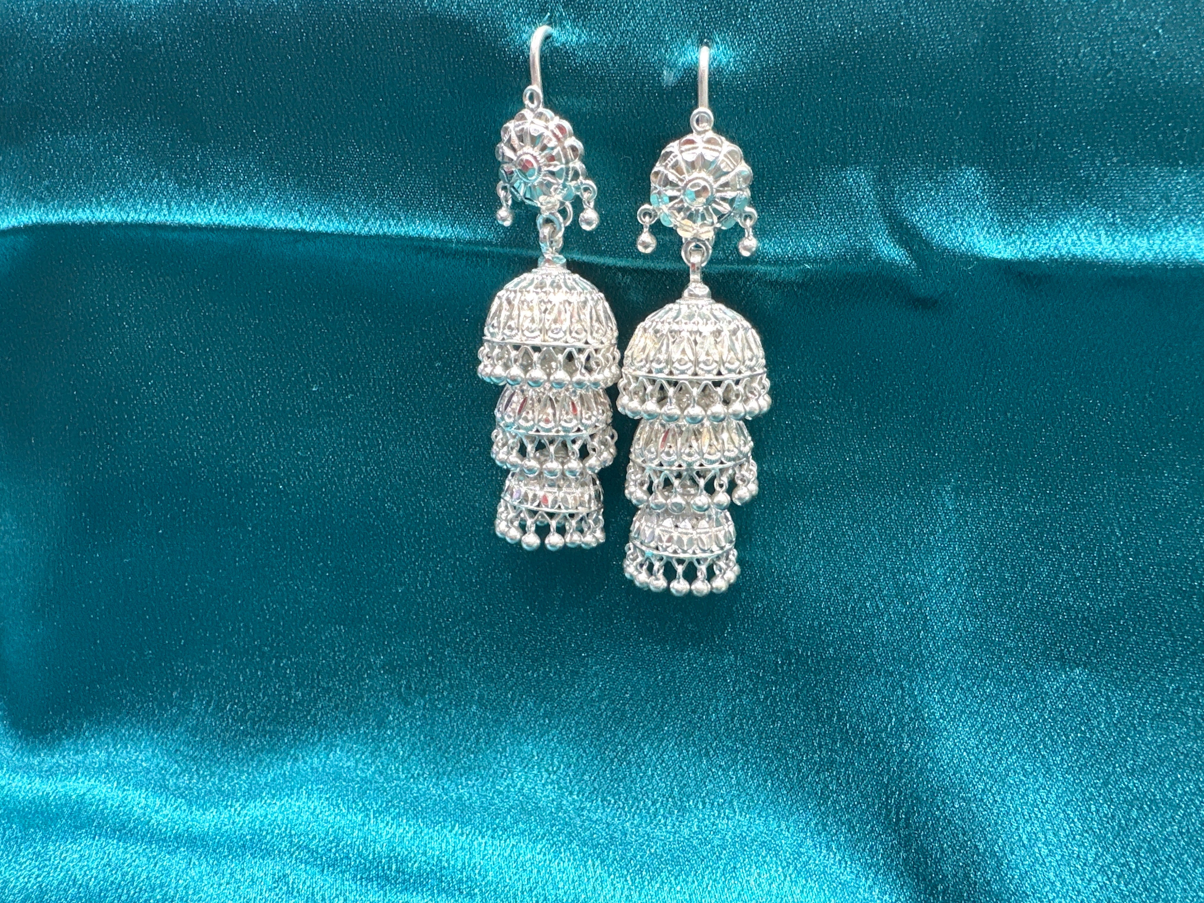 Women’s Silver Jhumki (Earring)