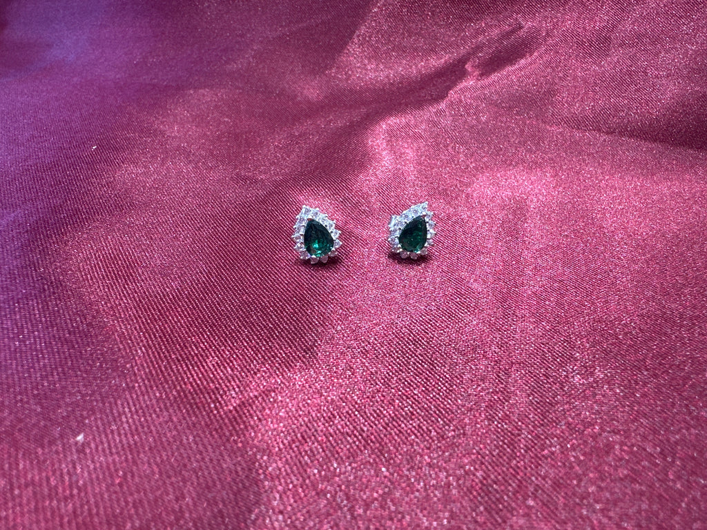 Women’s Fancy Silver pendant set