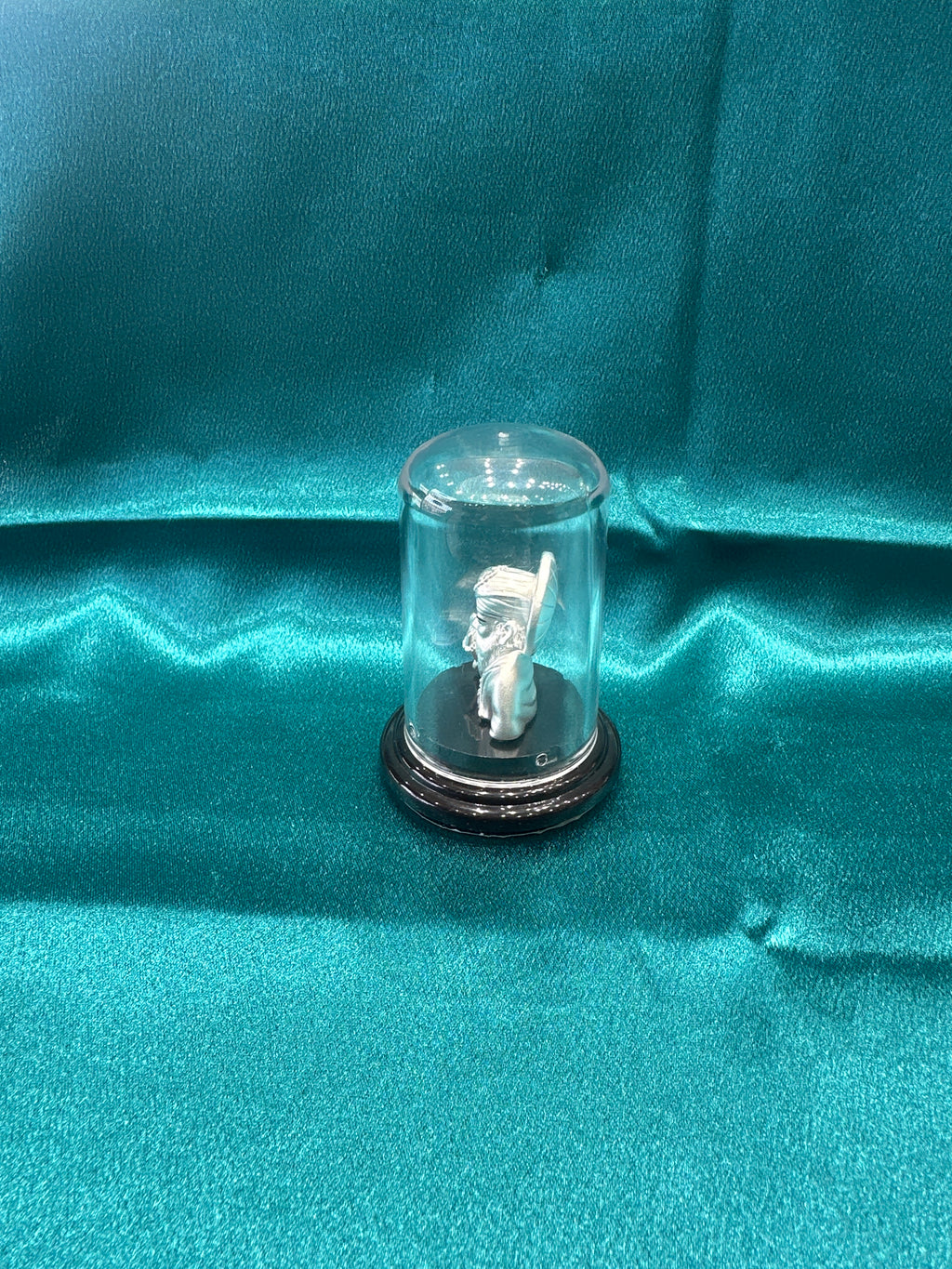 Pure Silver Guru Nanak Ji Idol (Murti)