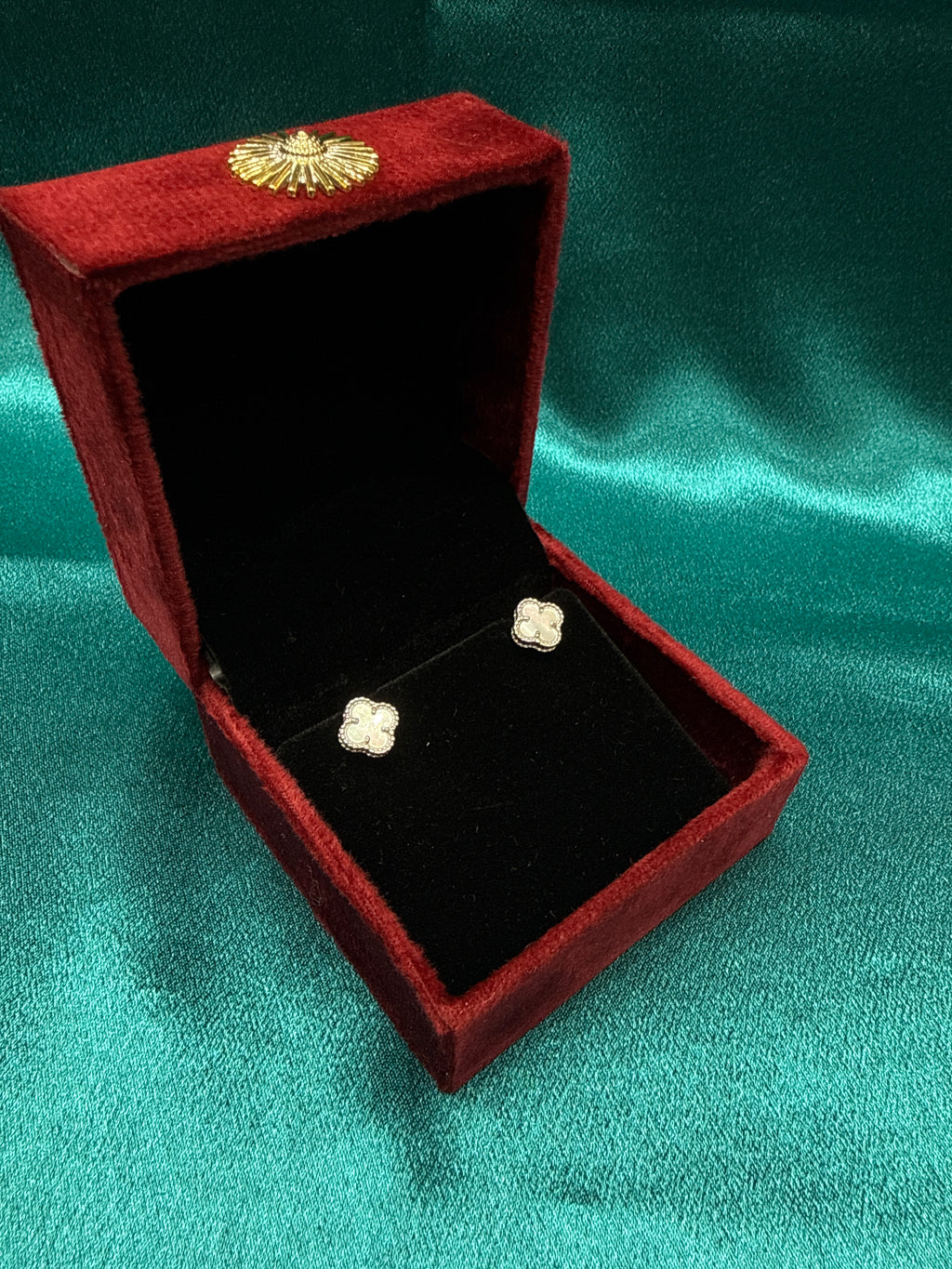 Women’s Fancy Clover Silver Earrings