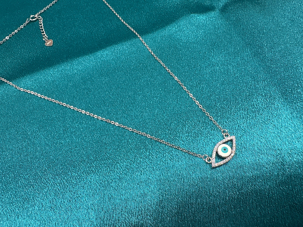 Women’s Fancy Silver pendant chain
