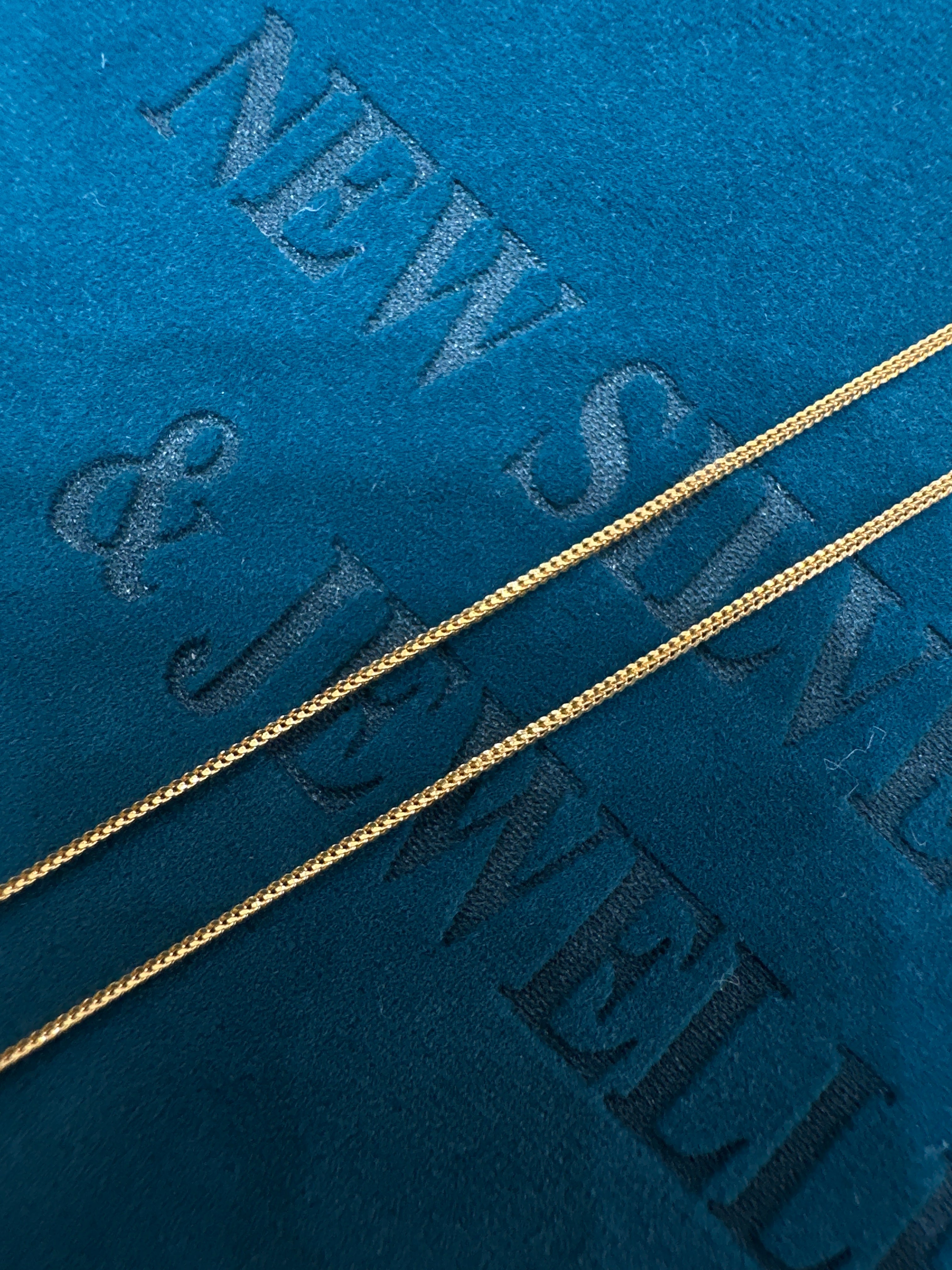 22K Gold Chain (van cleef design)