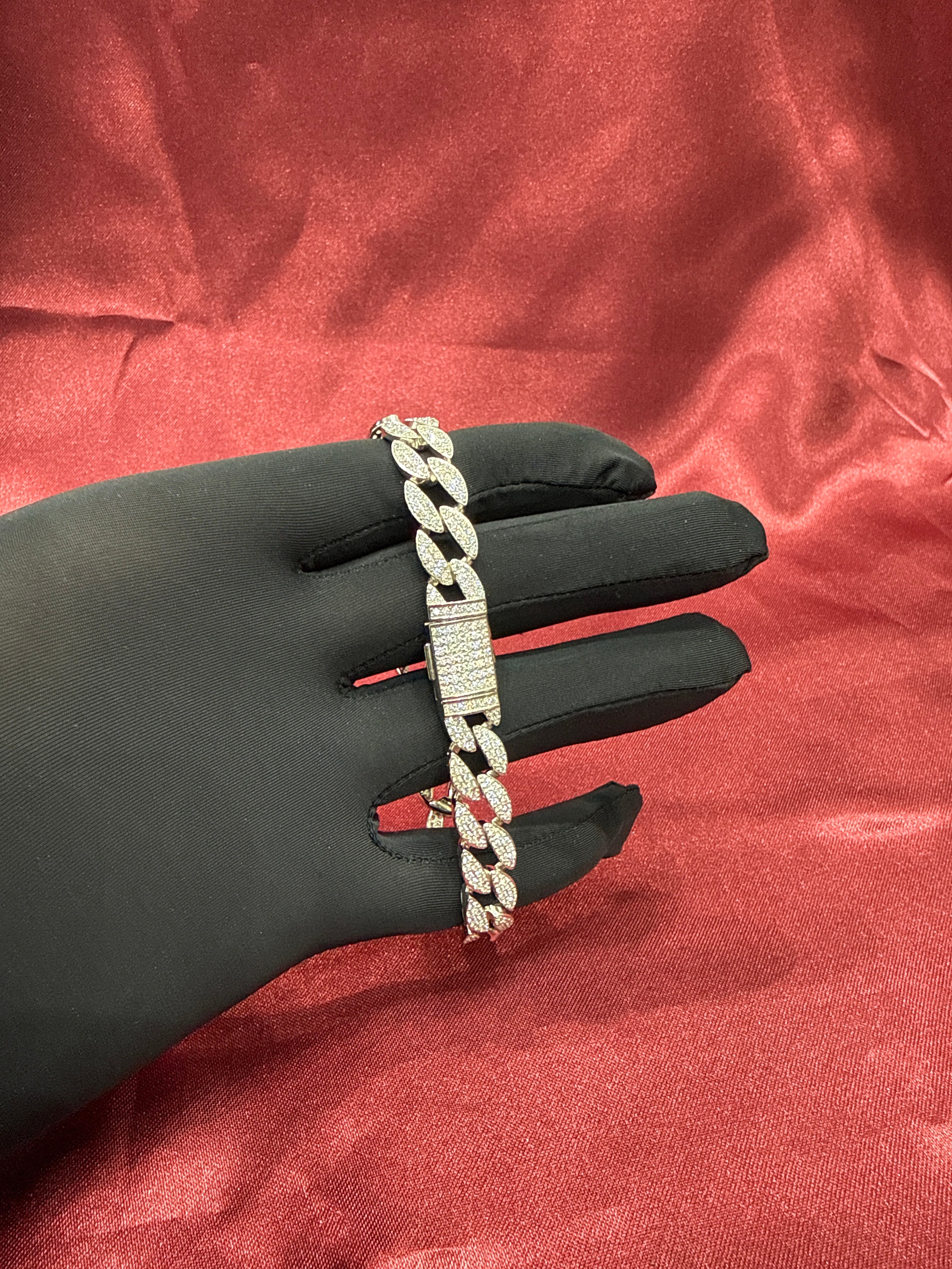 Men’s iced out silver 925 bracelet w/ CZ diamonds (10mm)