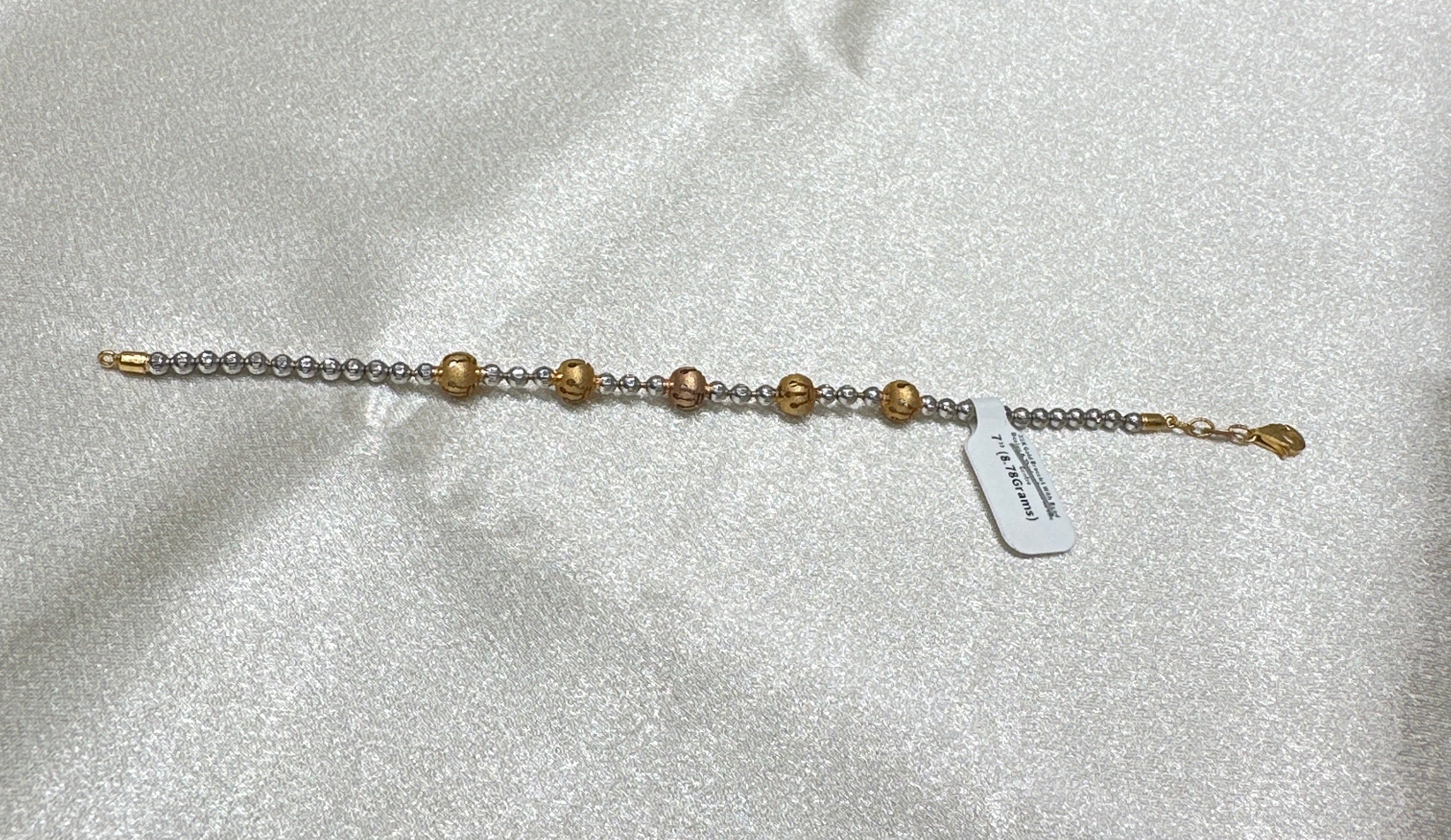 22K Gold Bracelet With Bead Design & Thicker Beads In The Centre