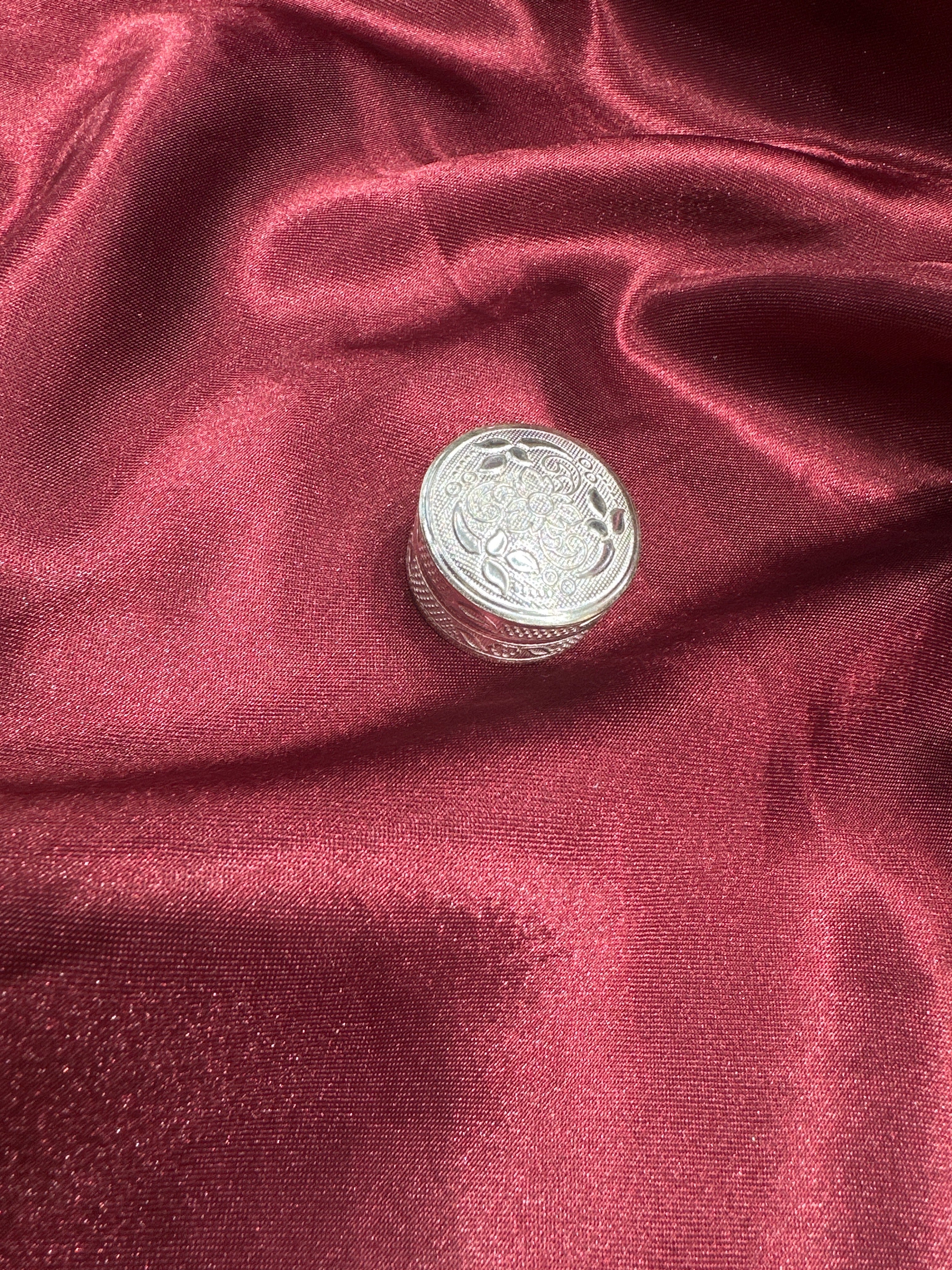 Silver designer box (medium)