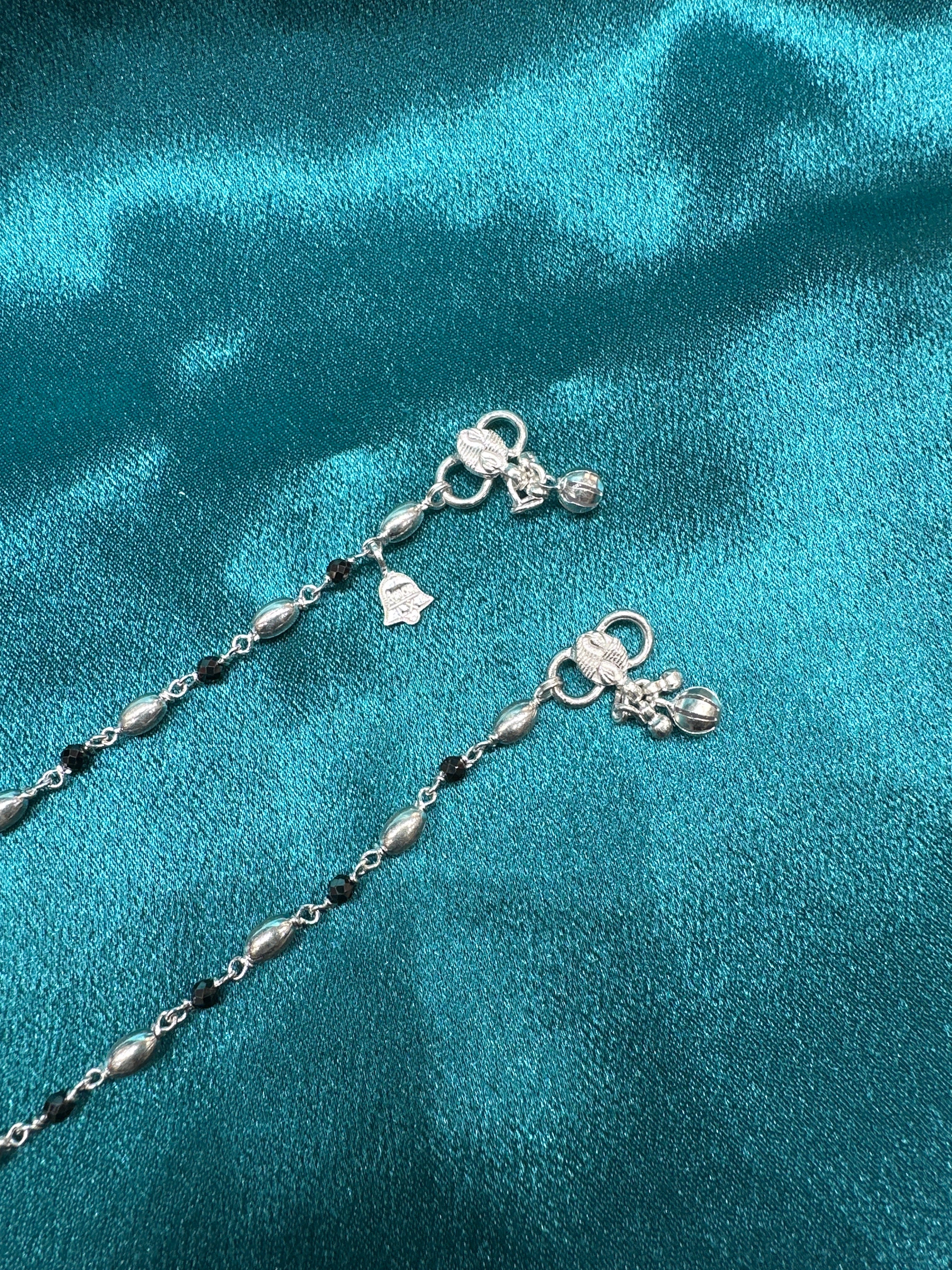 Kids fancy silver anklets (Size: 10-12 year old)