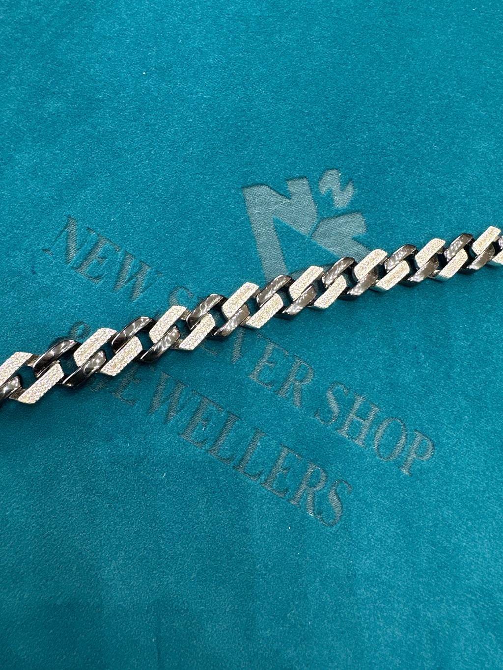 Men’s iced out silver 925 bracelet w/ CZ diamonds (13mm)