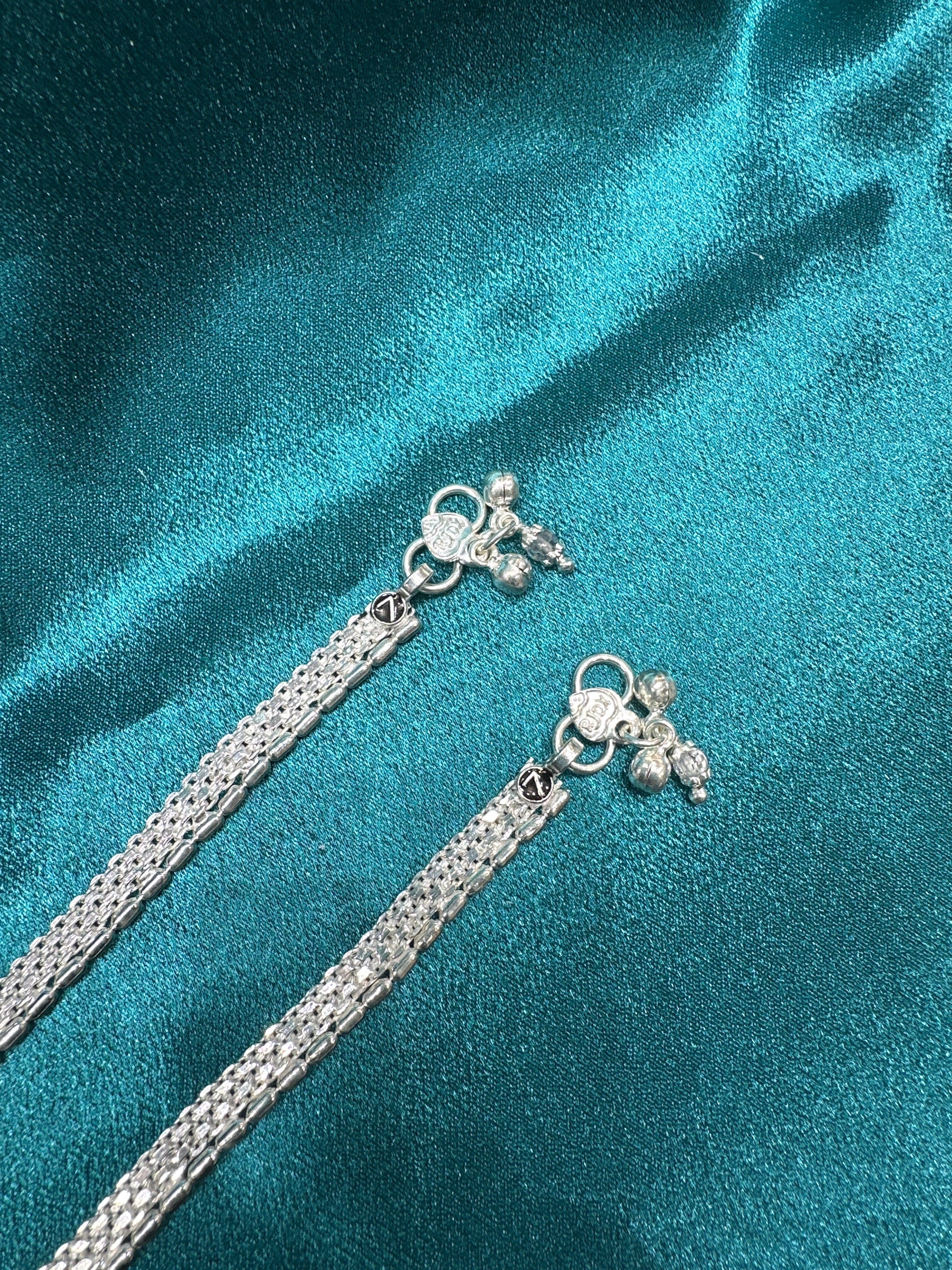 Kids fancy silver anklets (Size: 6-9 year old)