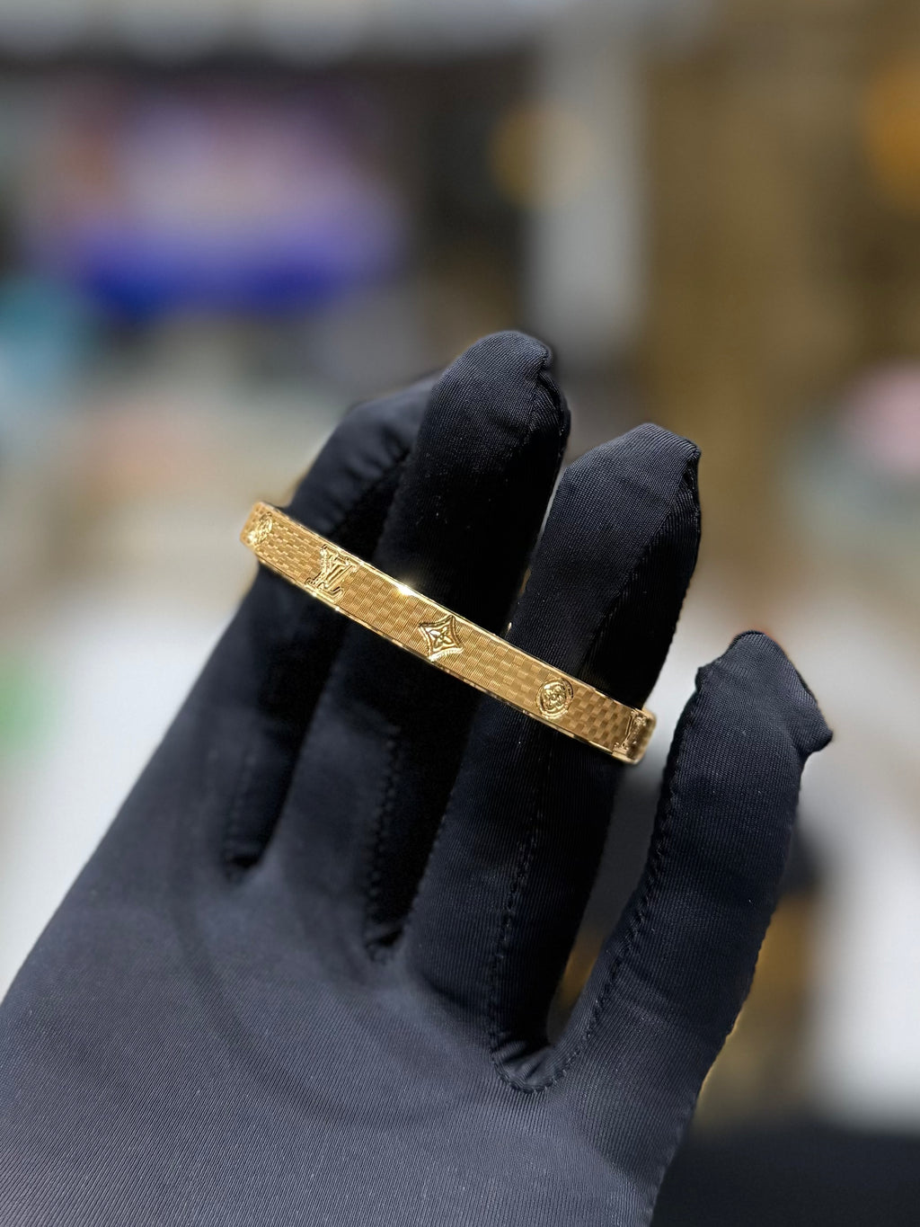22k Gold Women’s CNC Bangle