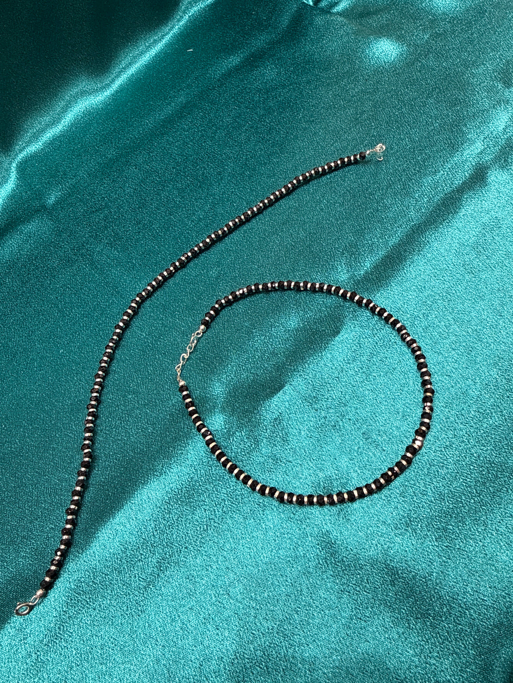 Women’s Fancy/Traditional Silver Black Beads Anklet