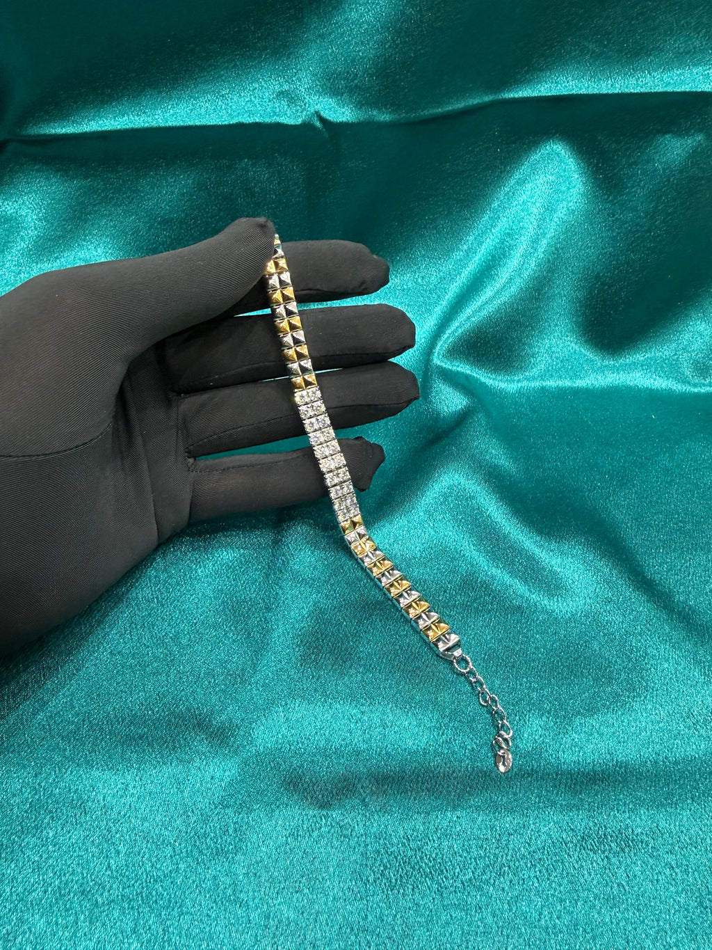 Women’s Gold Plated Silver 925 Bracelet w/ CZ diamonds