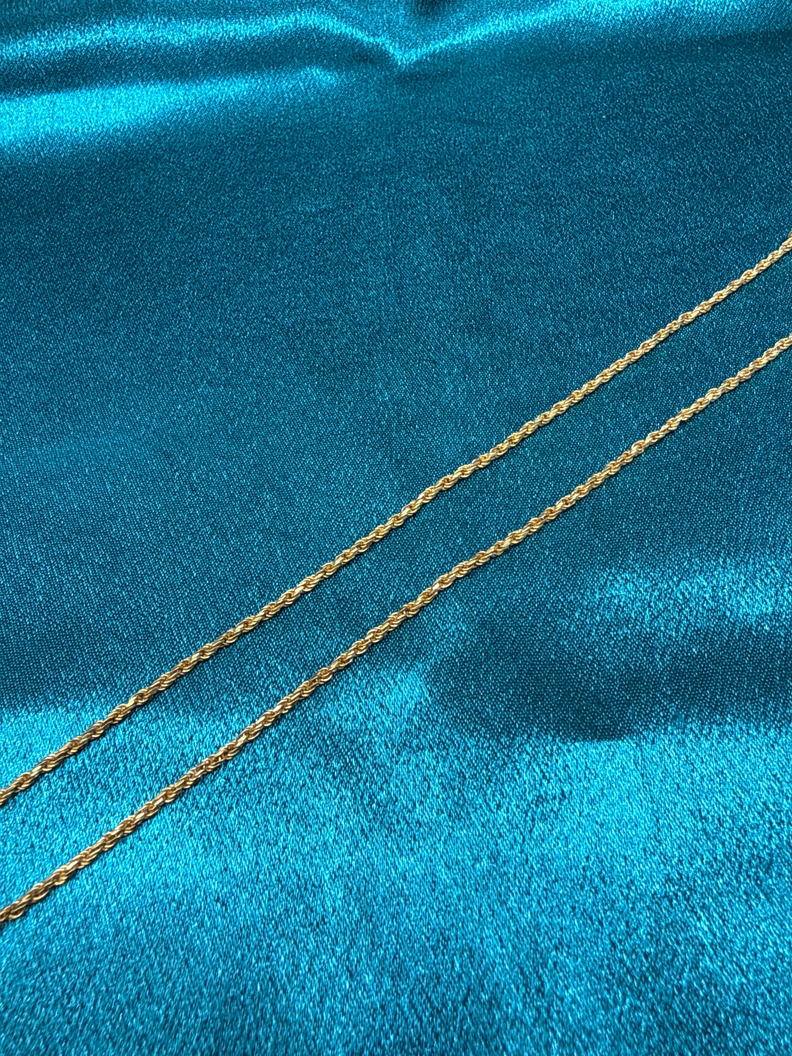 22K Gold Chain (Solid Rope Design)
