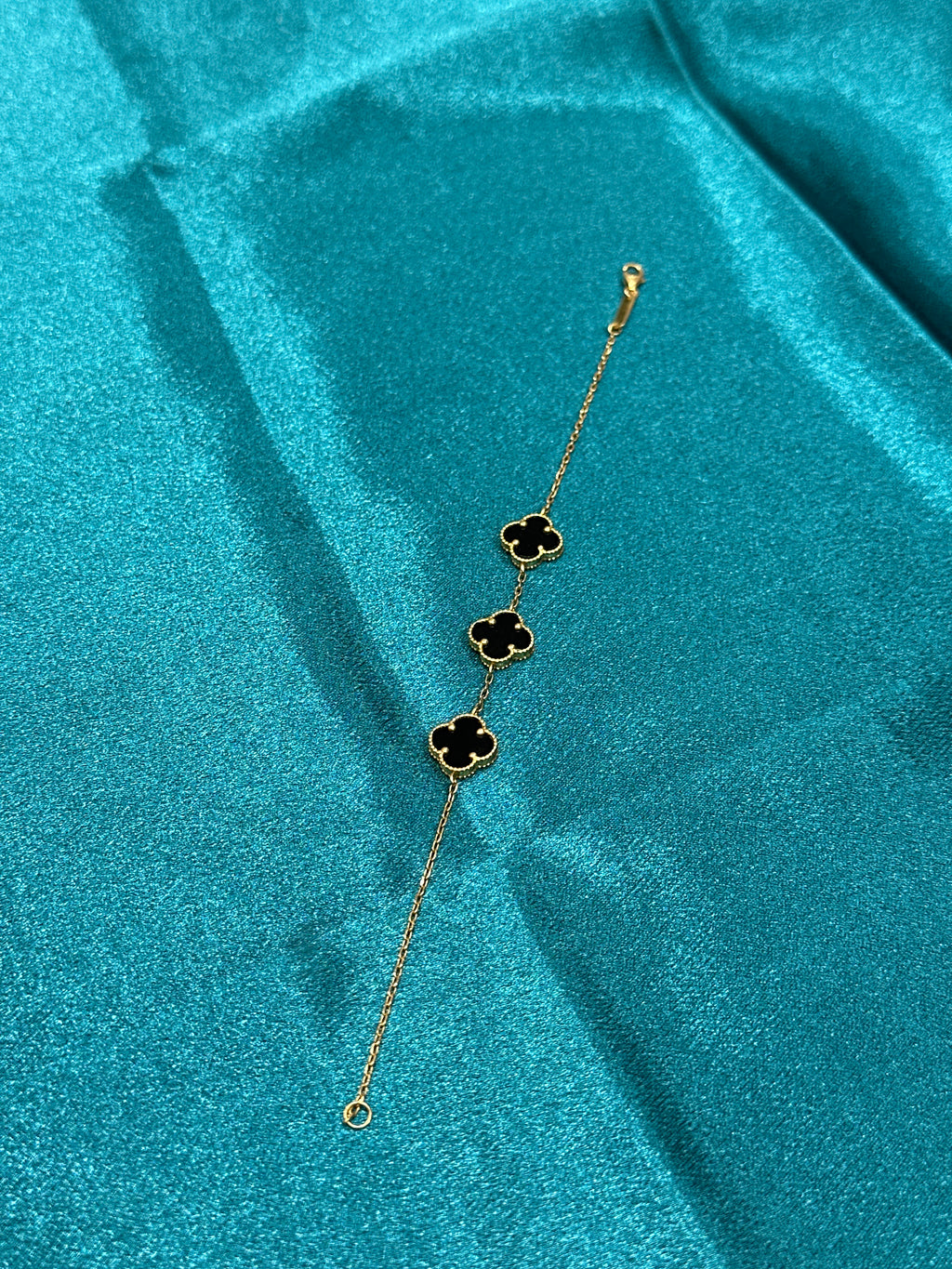 22K Gold Bracelet 3 Clover Black Design