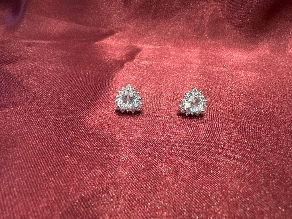 Women’s Fancy Silver pendant set