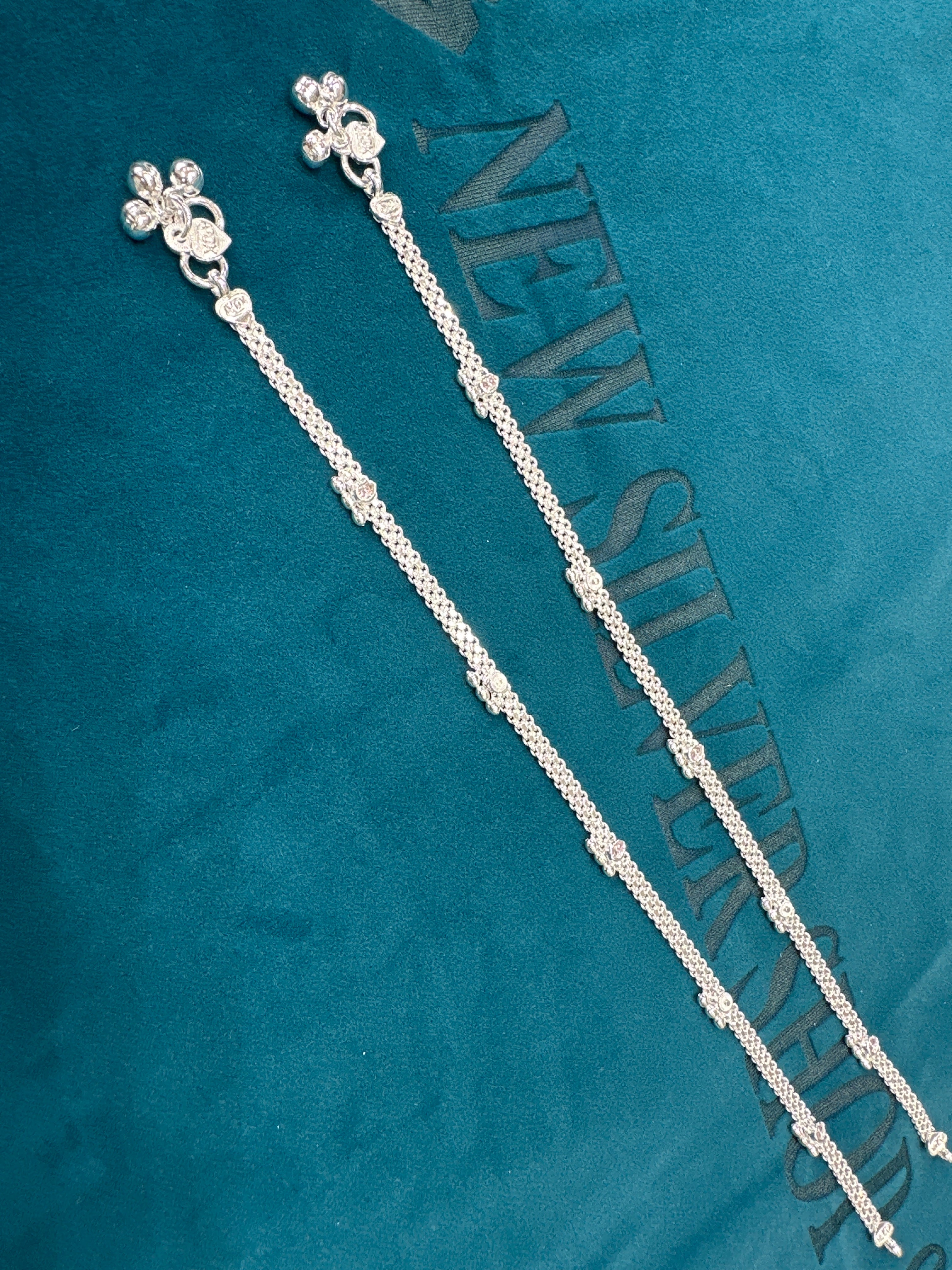 Women’s Fancy/Traditional Silver Anklet