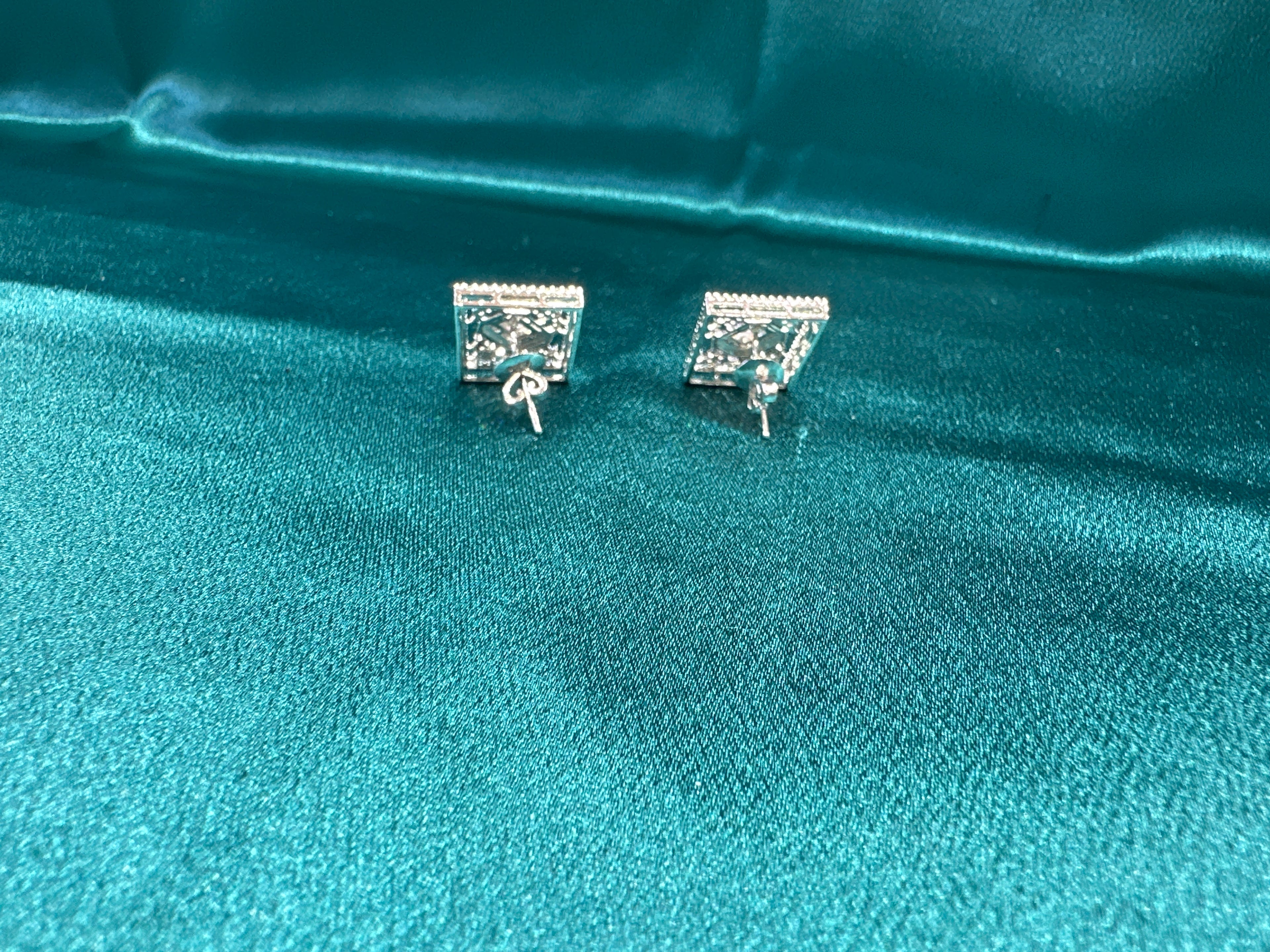 Women’s Fancy Silver pendant set