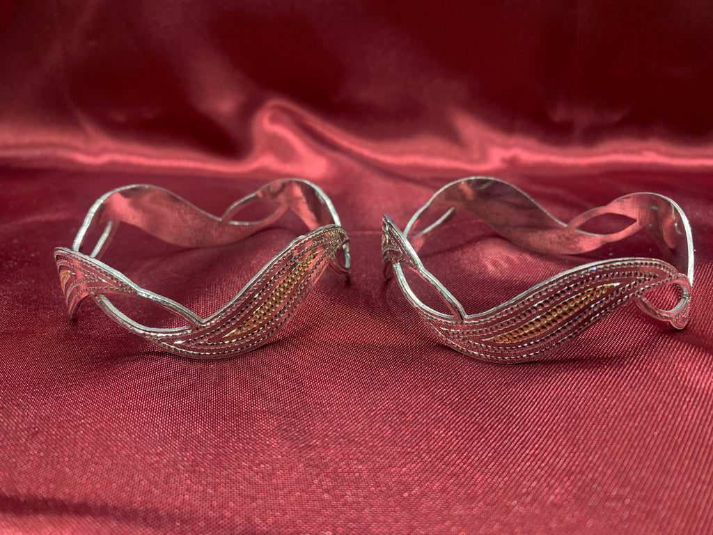 Traditional silver bangles B23