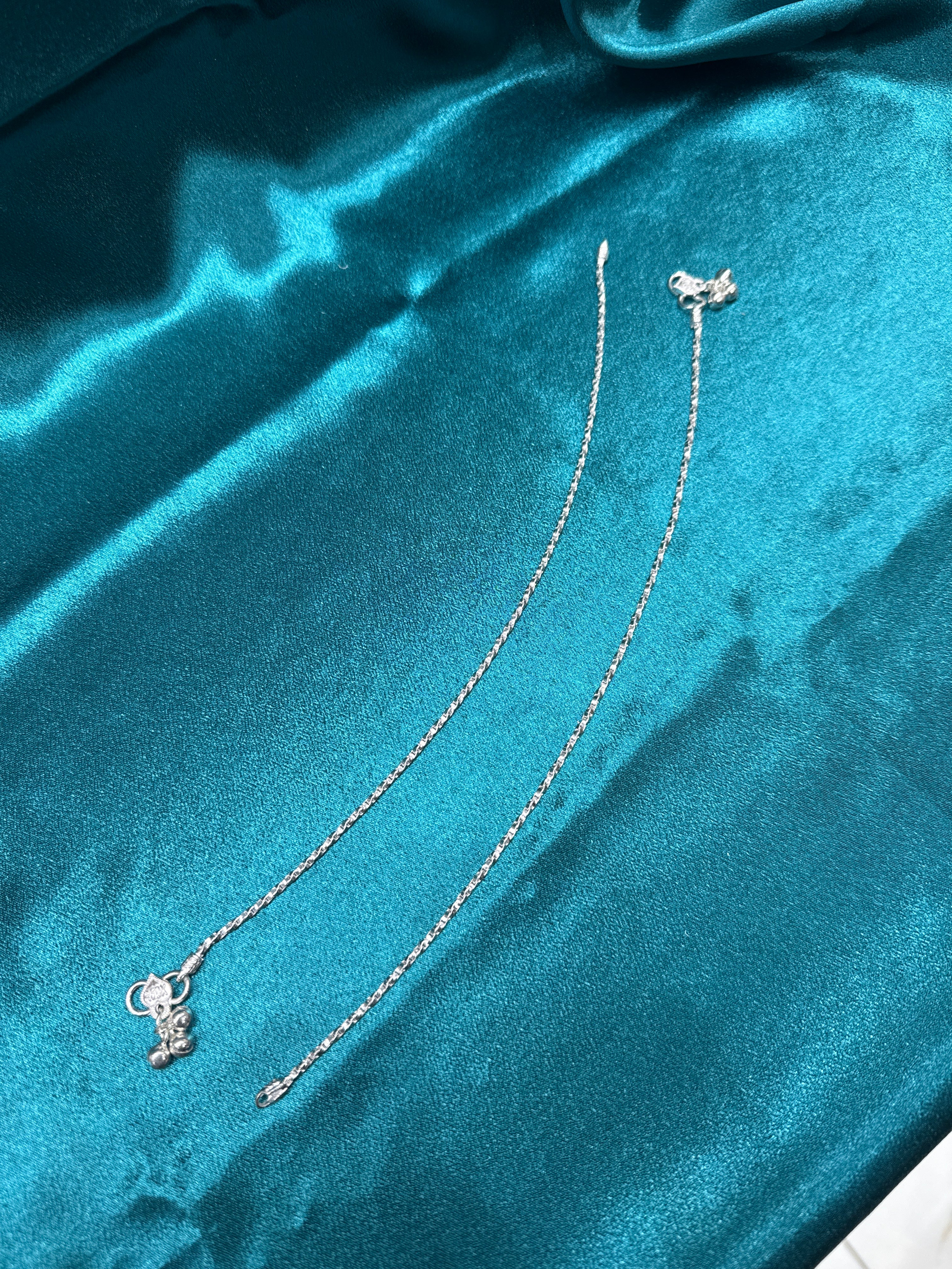 Women’s Fancy/Traditional Silver Anklet