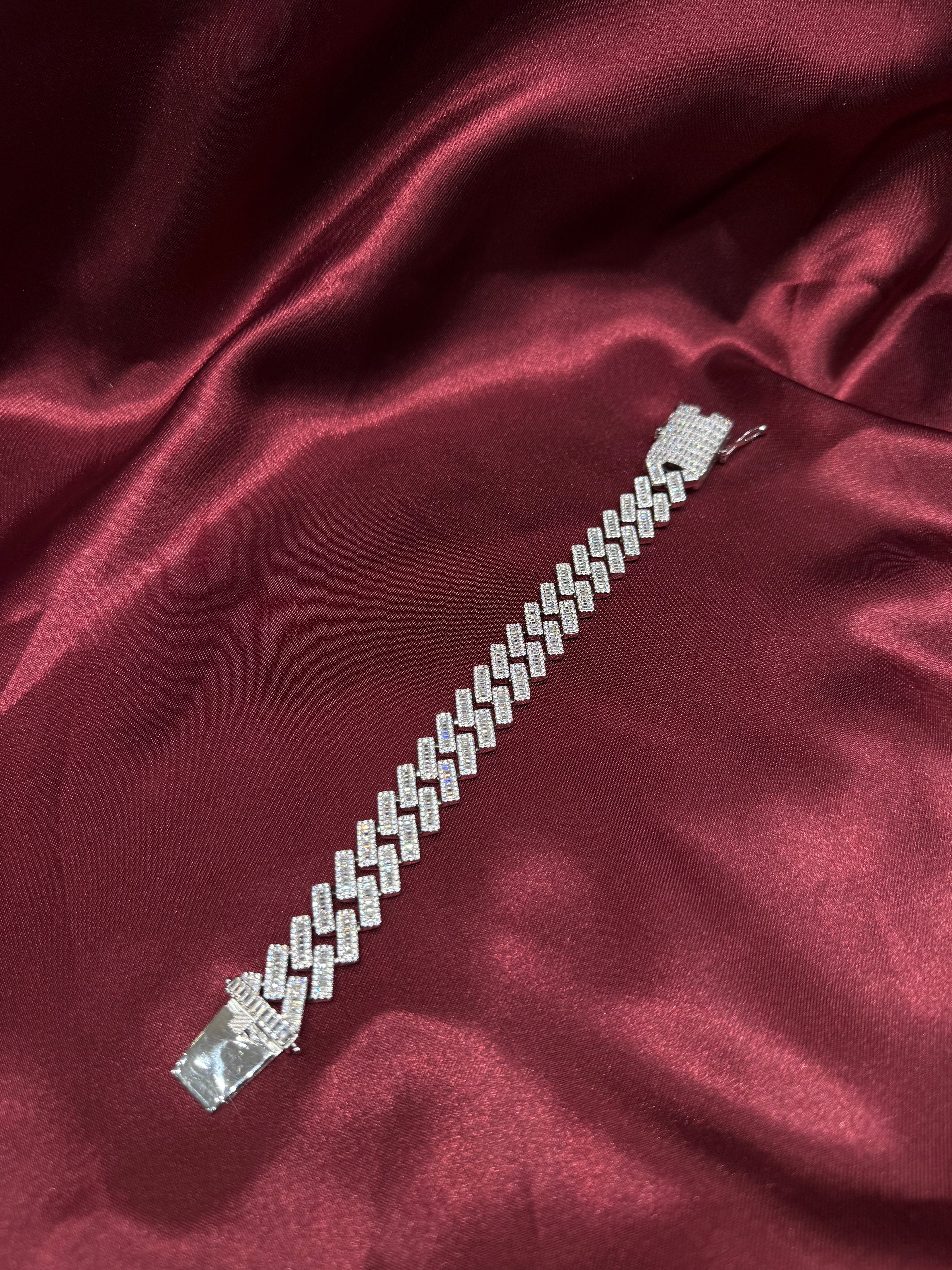 Men’s silver iced out bracelet w/ CZ diamonds (17mm)