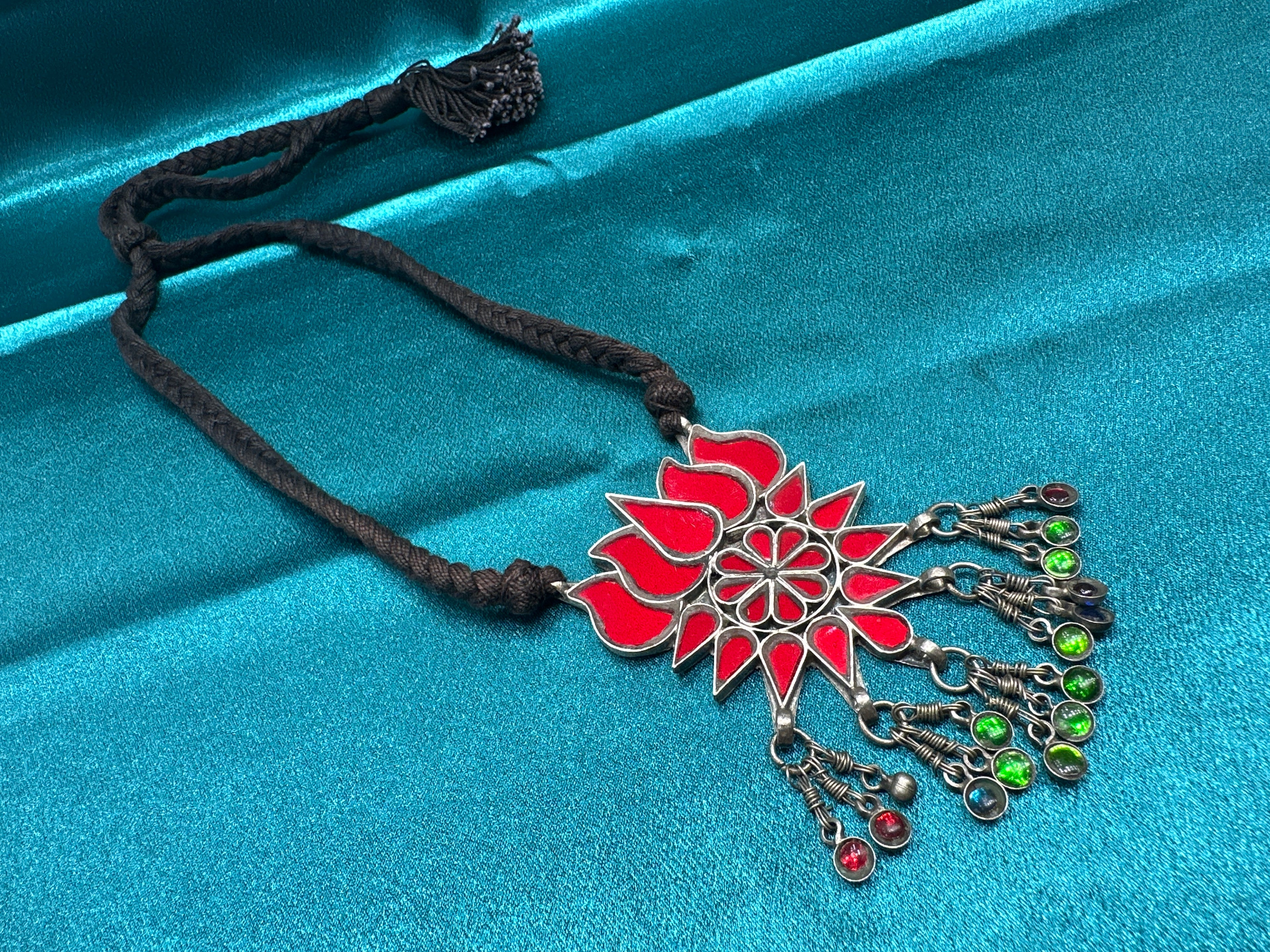 Antique Style Designer Silver necklace