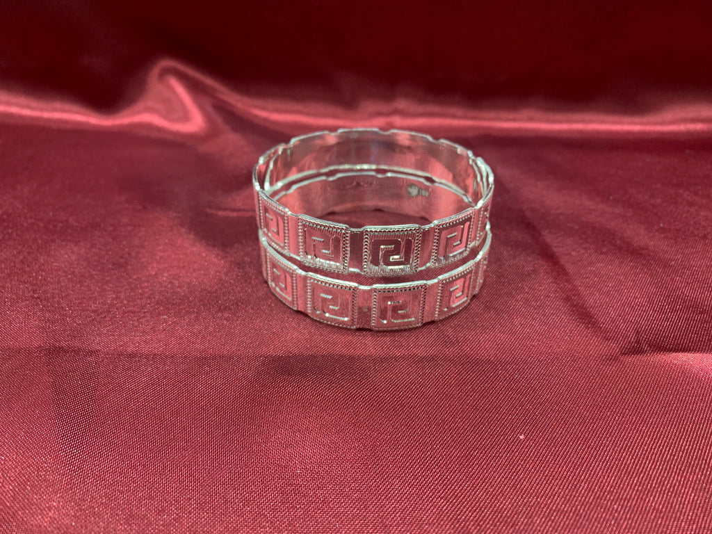 Traditional silver bangles B22