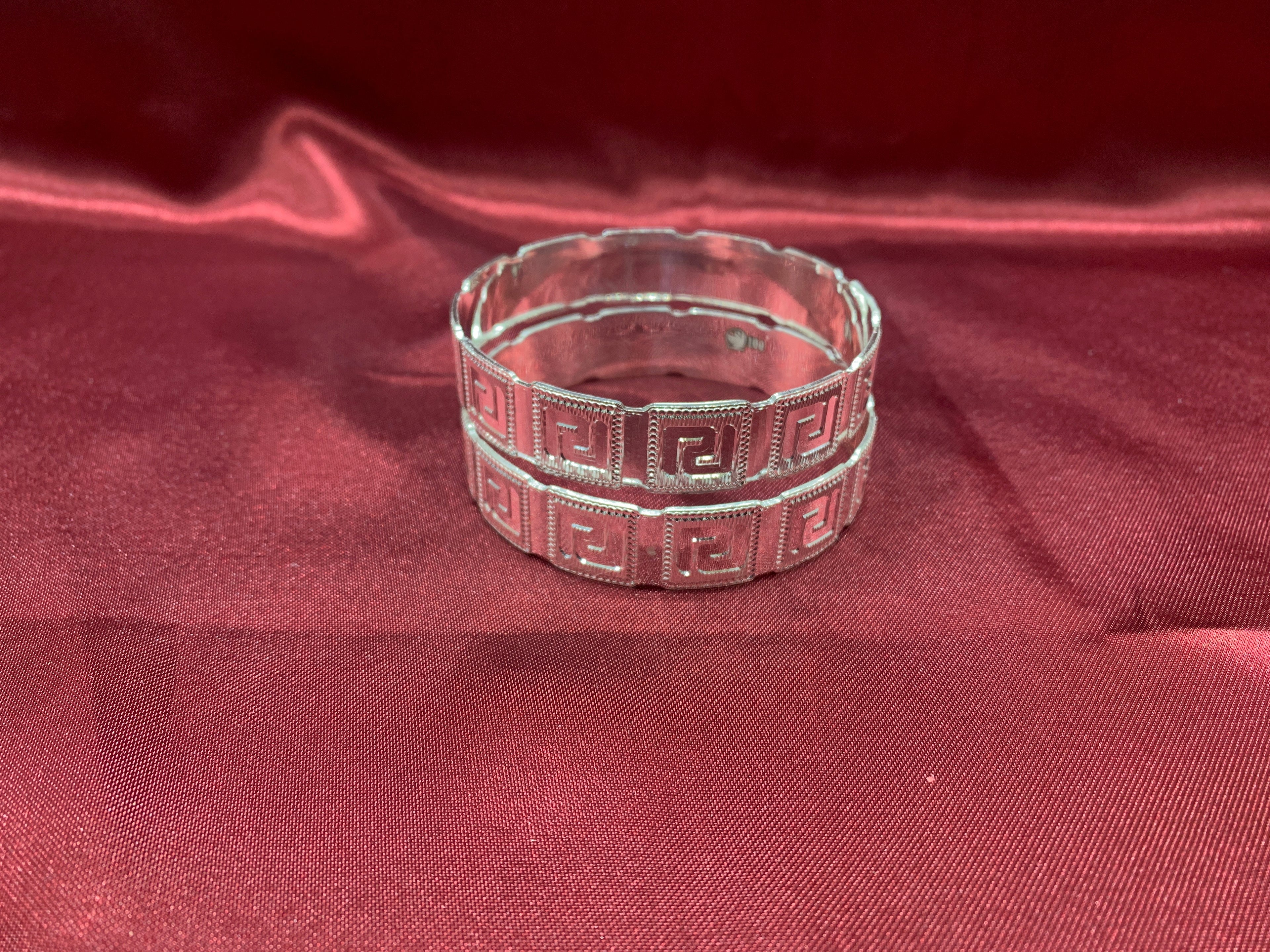 Traditional silver bangles B22
