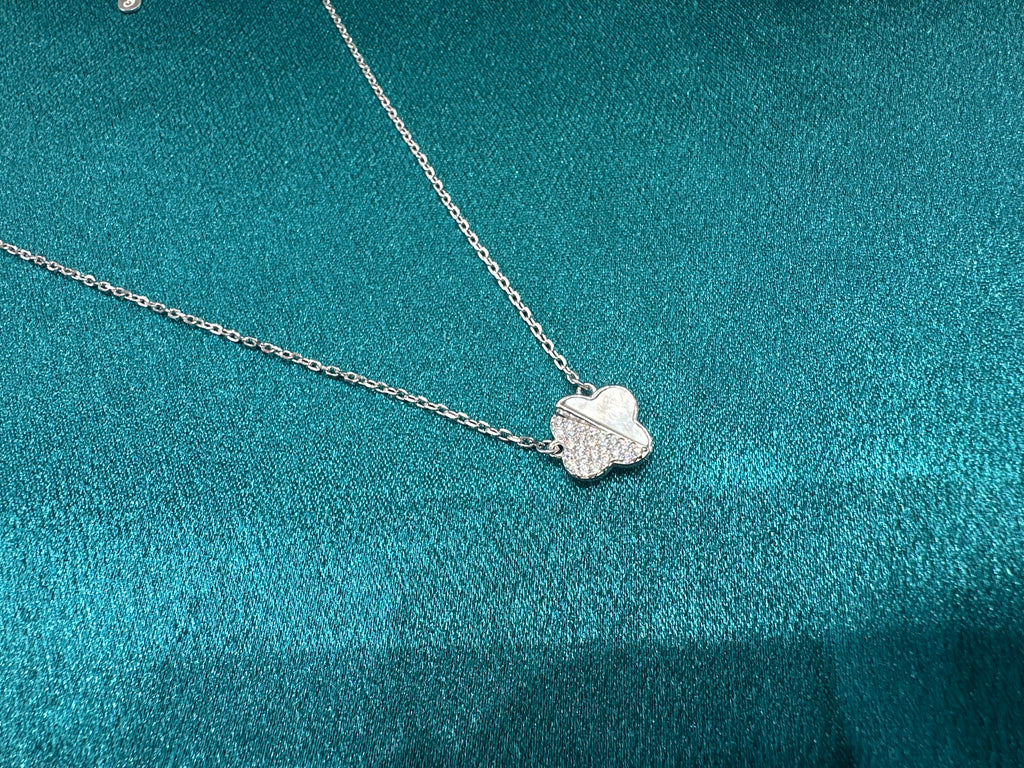 Women’s Fancy Silver pendant chain