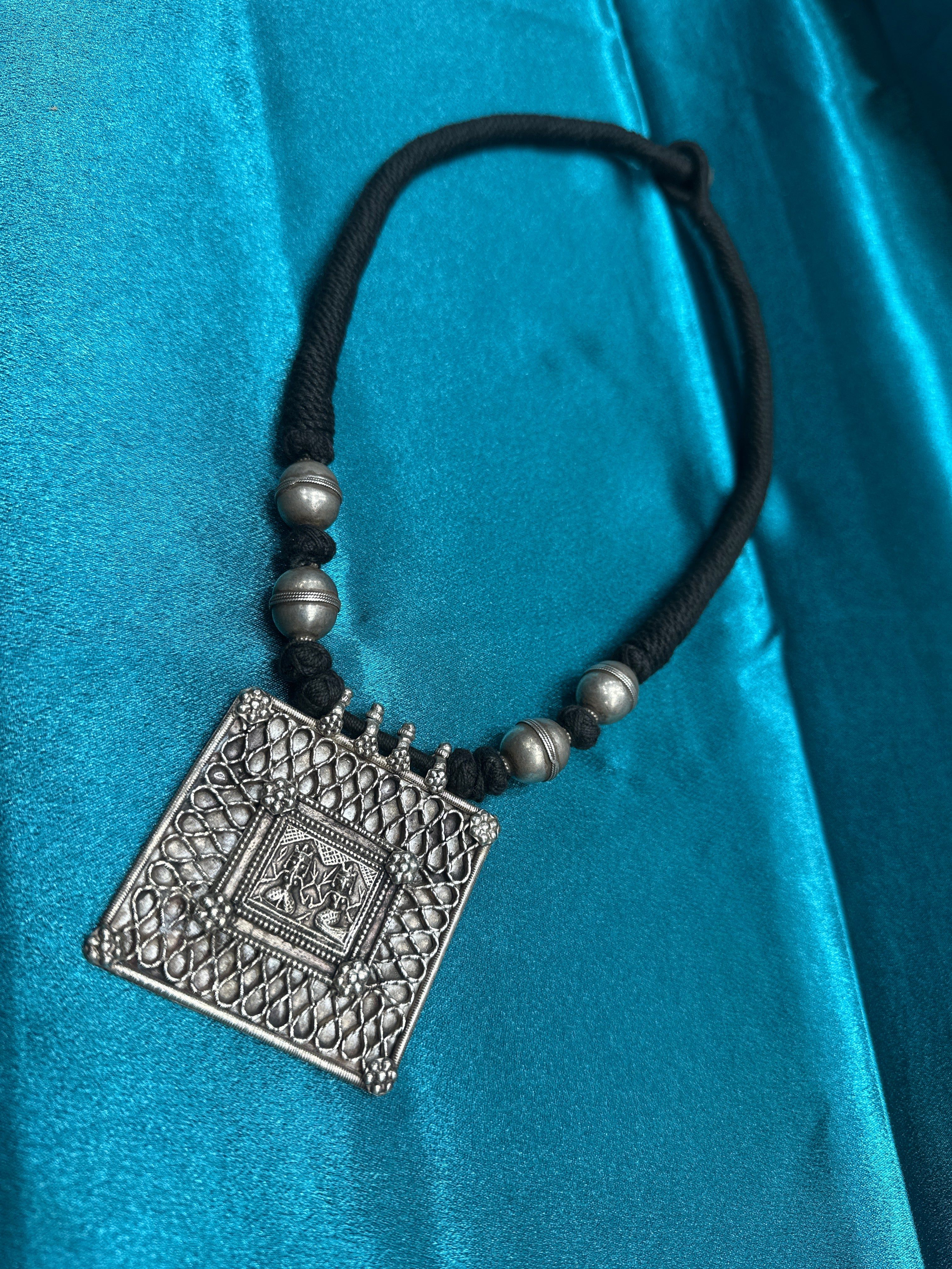 Antique Style Designer Silver necklace