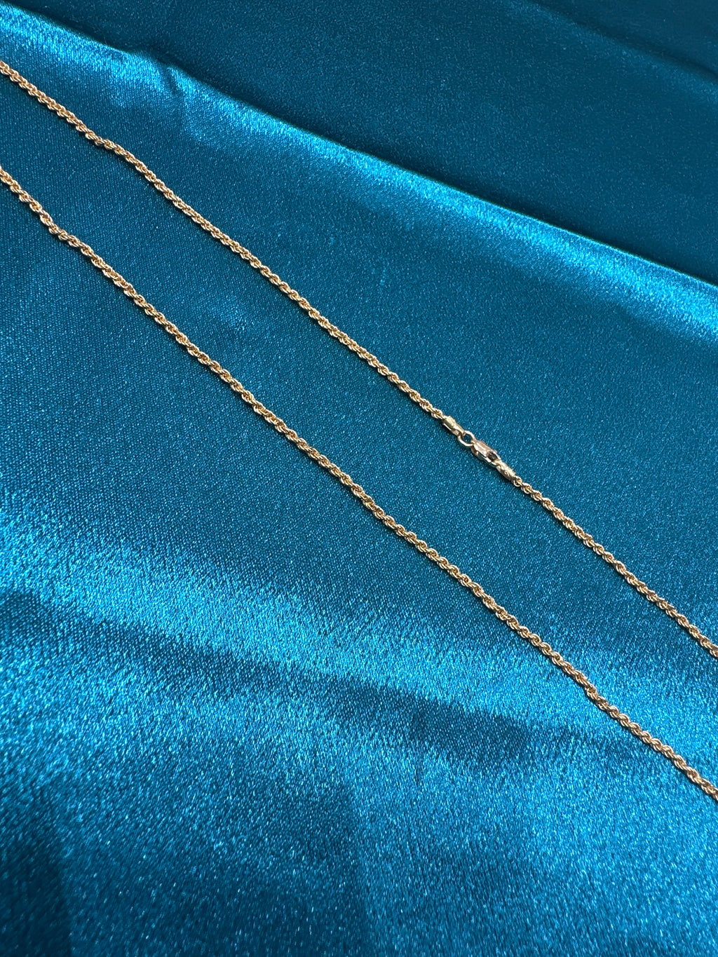 22K Gold Chain (Hollow Rope Design)