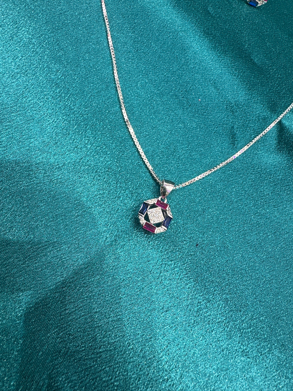 Women’s Fancy Silver pendant set