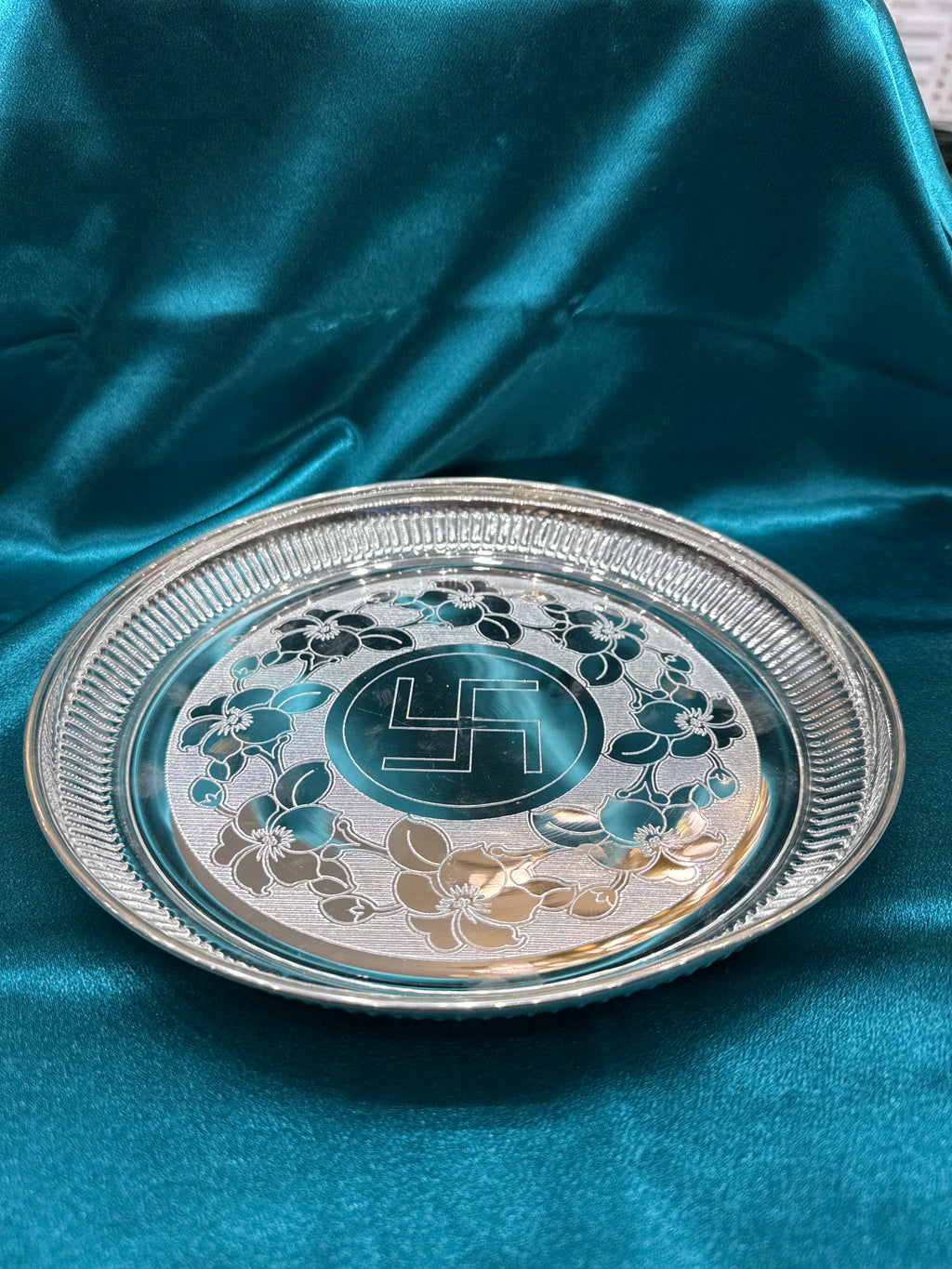 Designer Silver Plate (9.5 inch)