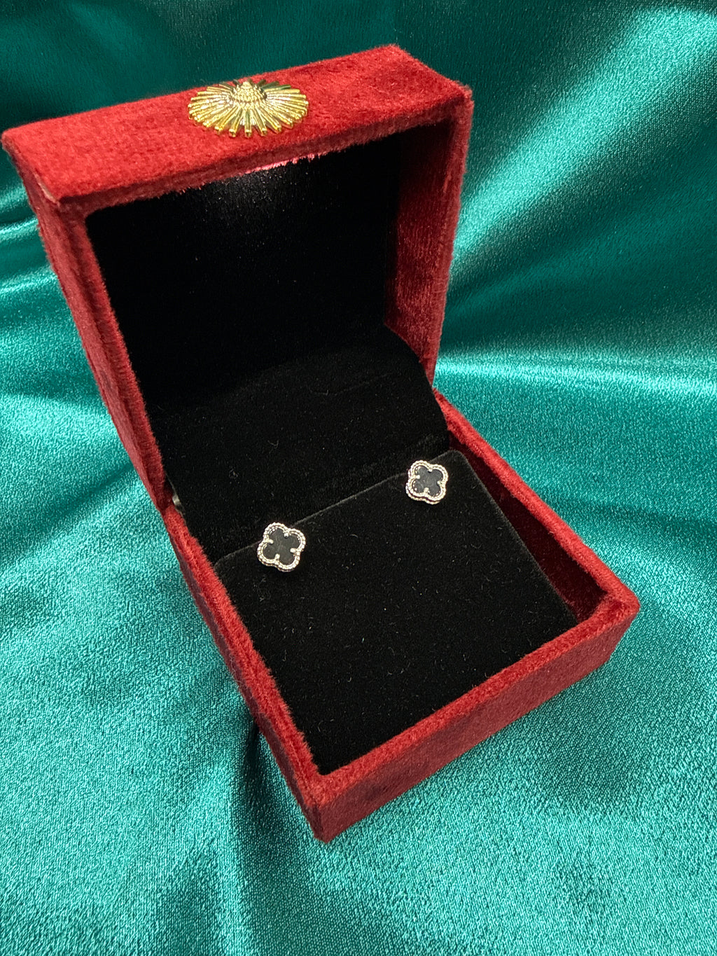 Women’s Fancy Clover Silver Earrings