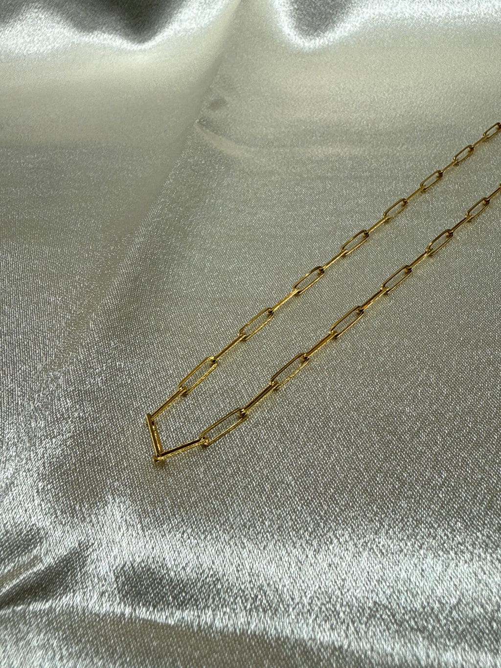 22K Designer Gold Chain (Paperclip Design)