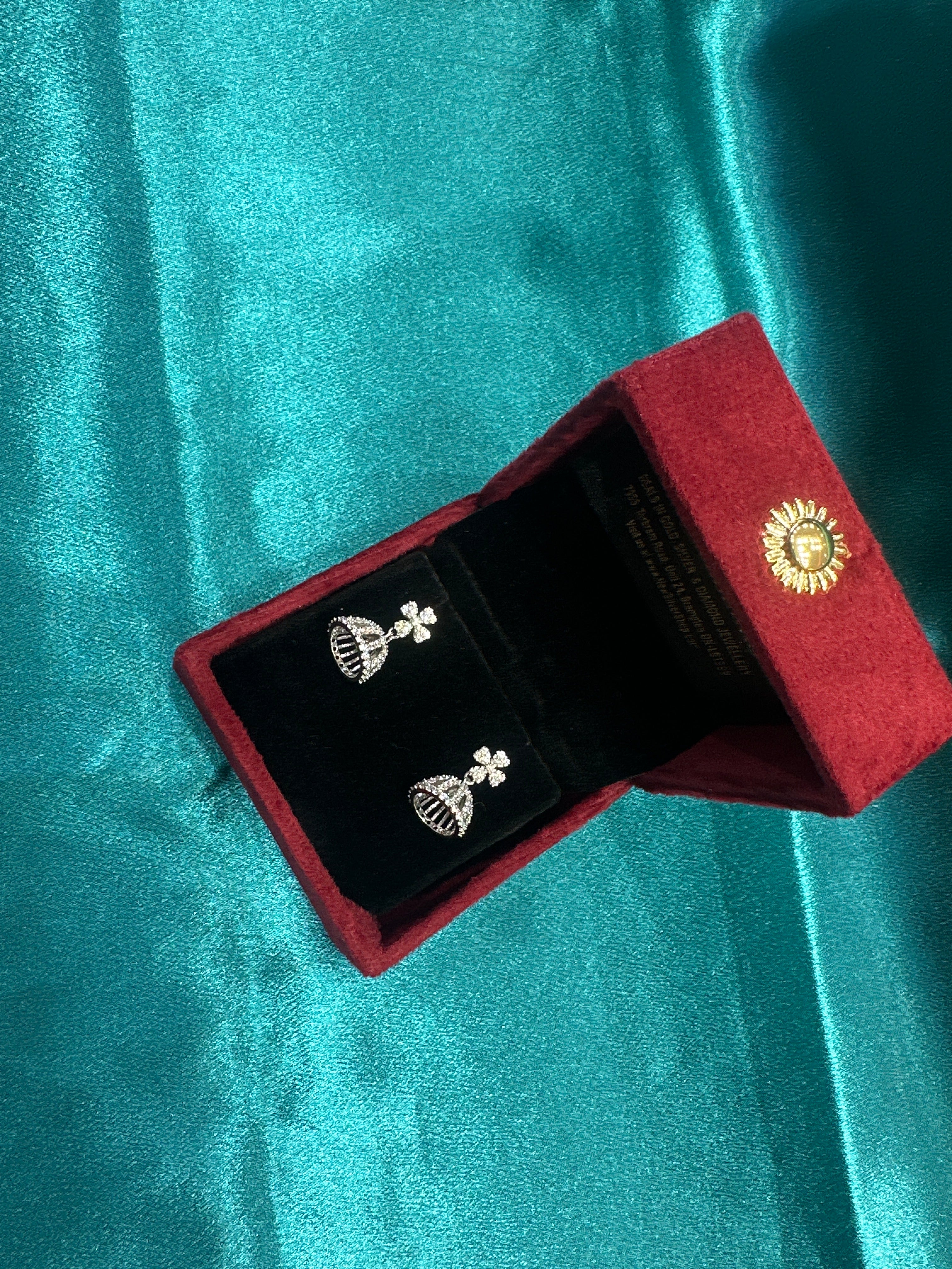 Women’s Silver Jhumki (Earring)