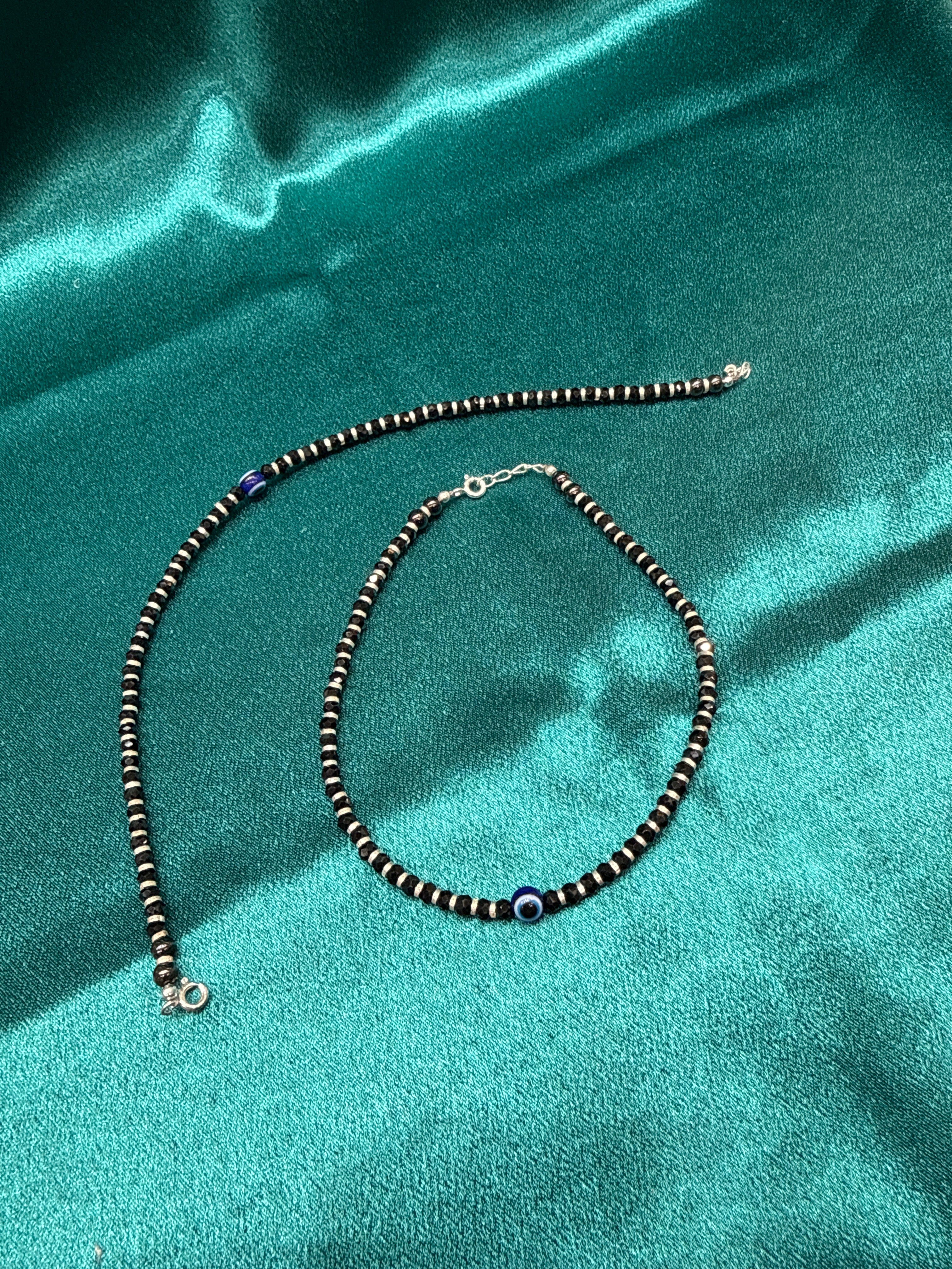 Women’s Fancy/Traditional Silver Black Beads Anklet