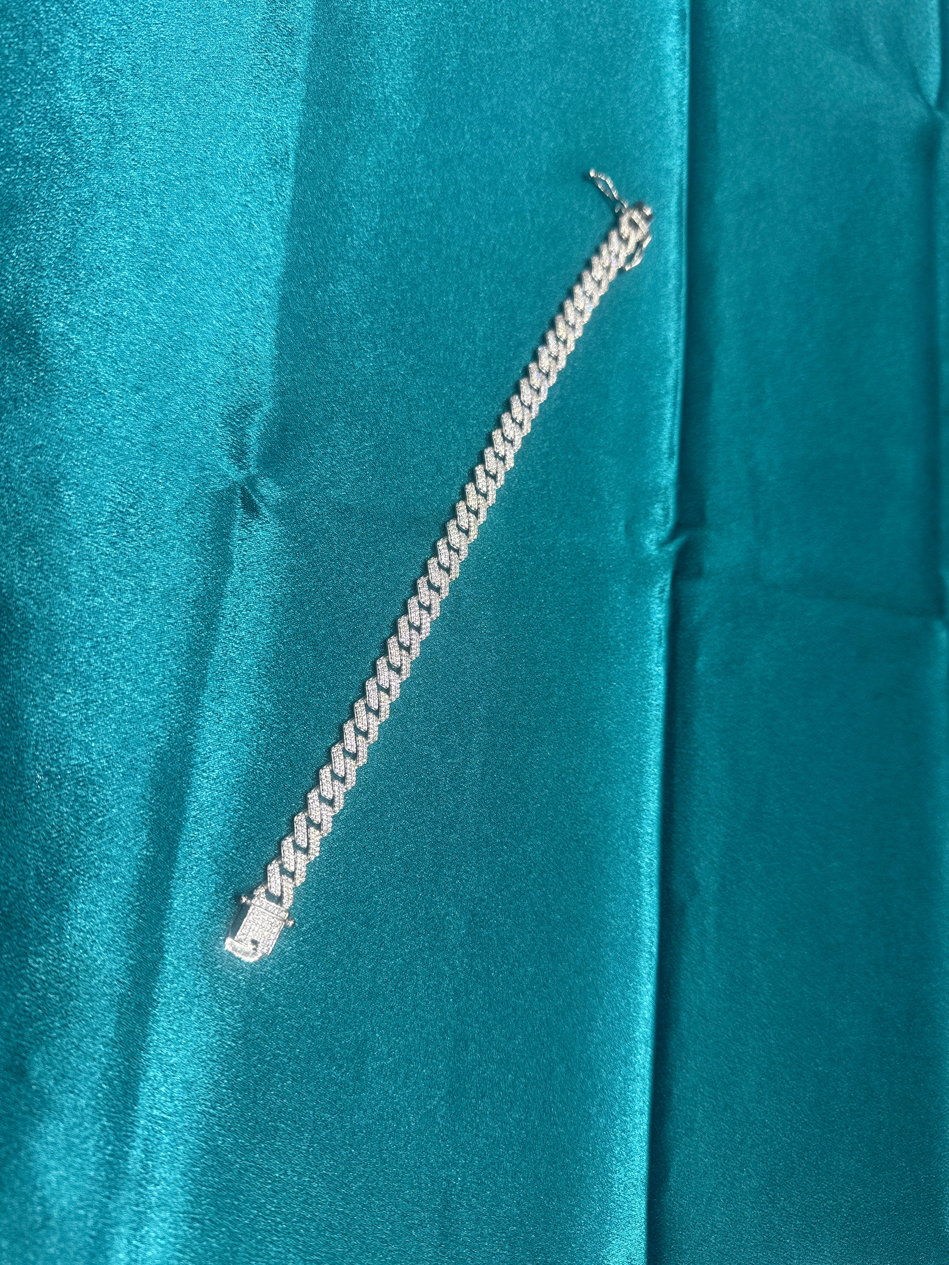 Men’s iced out silver 925 bracelet w/ CZ diamonds (9mm)