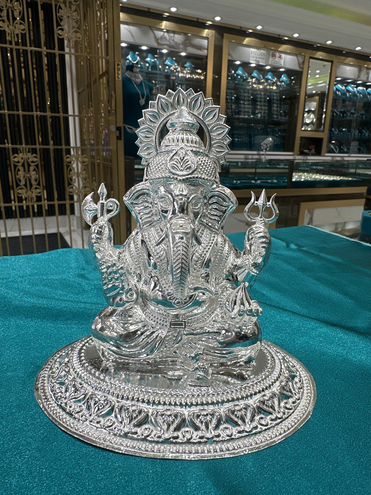 Silver Ganesh Ji Idol