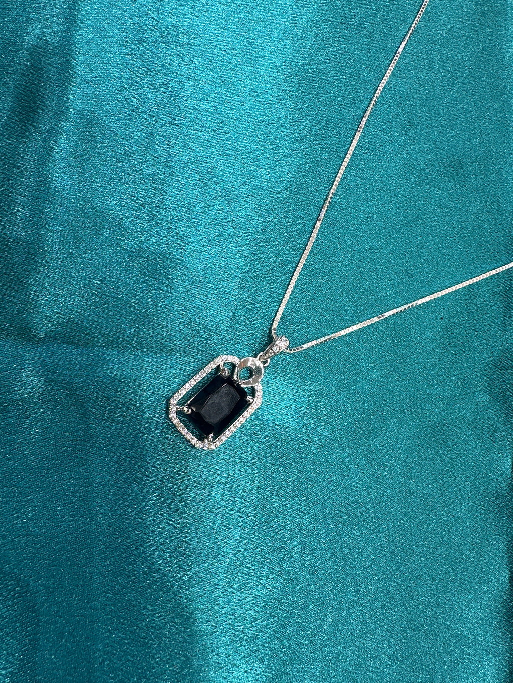 Women’s Fancy Silver pendant set