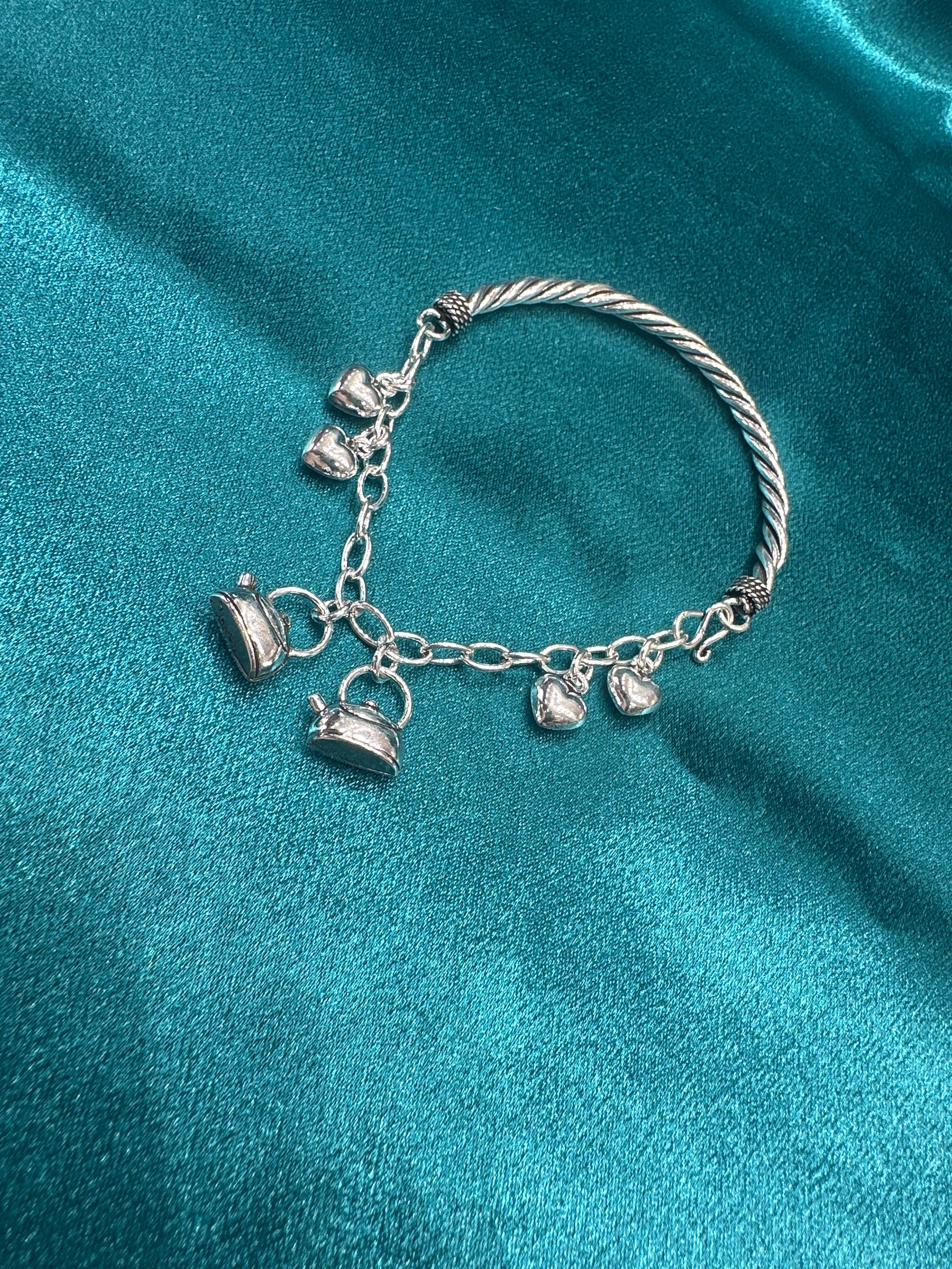 Antique Style Designer Silver bracelet